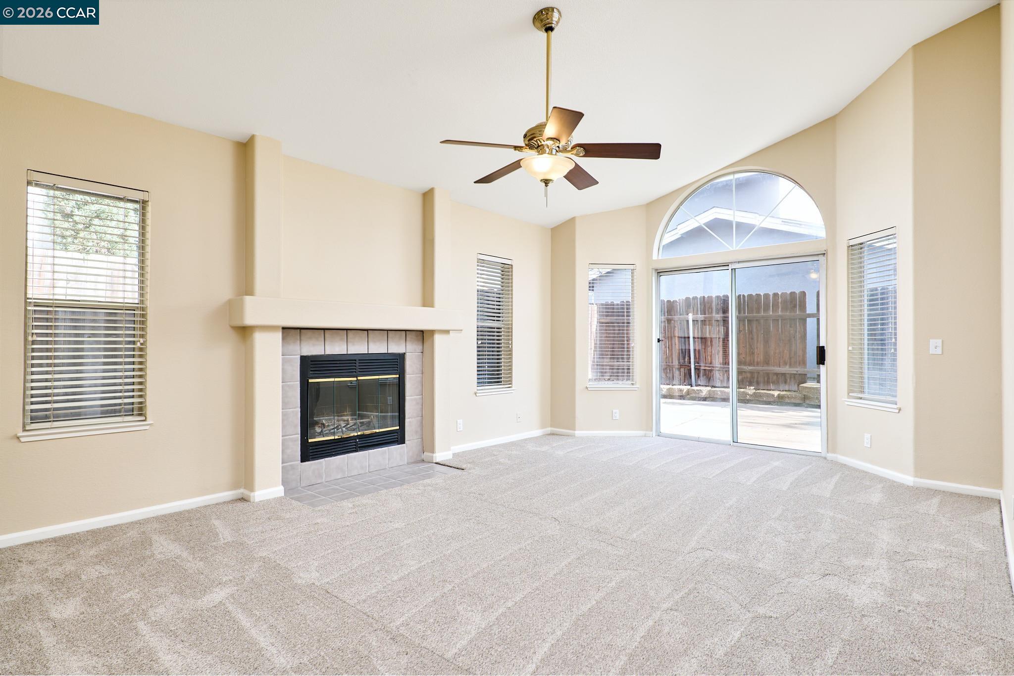 Detail Gallery Image 9 of 27 For 178 Pinedale Ave, Sacramento,  CA 95838 - 3 Beds | 2 Baths