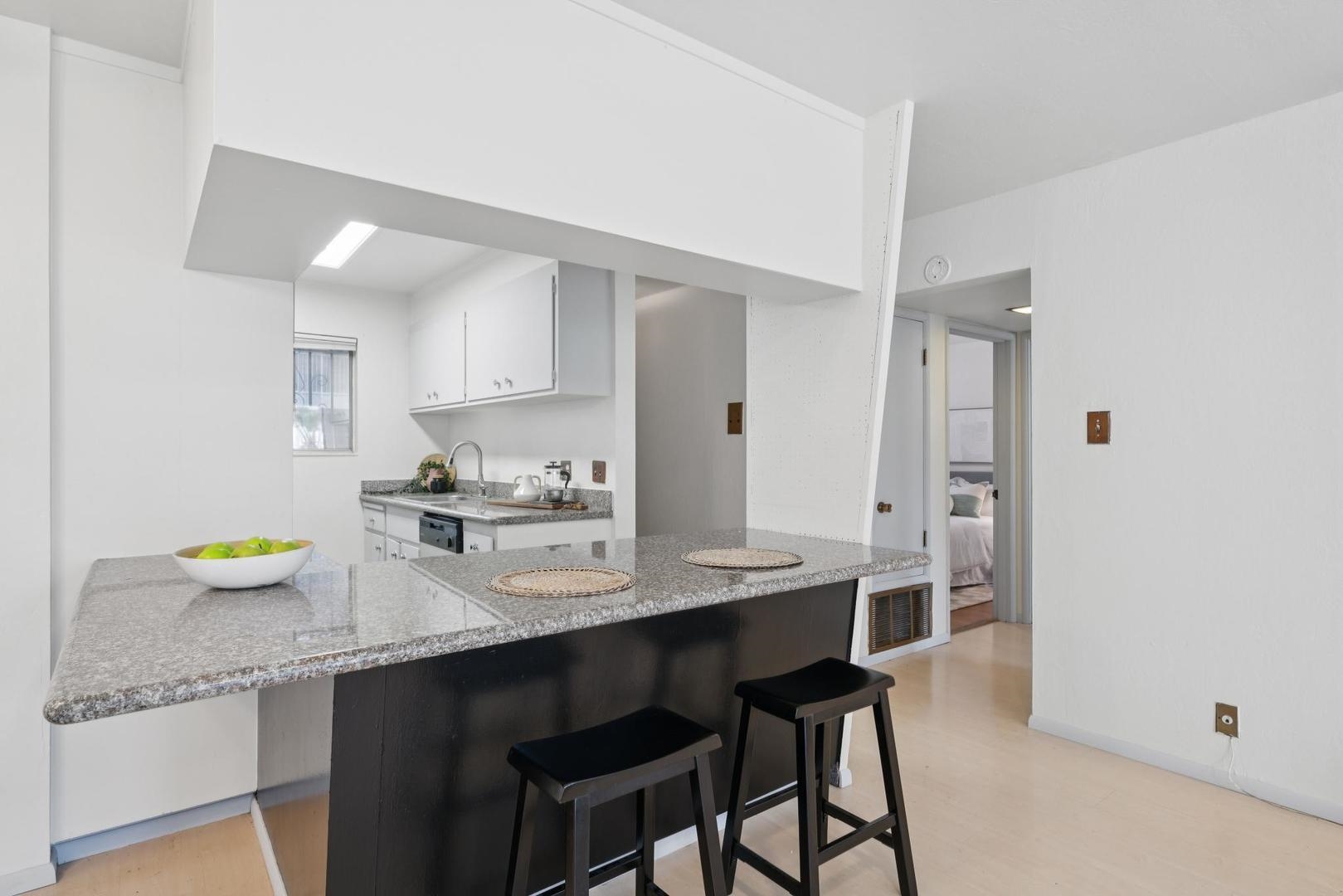 Photo #9: 41122525 Listing: Photo #9