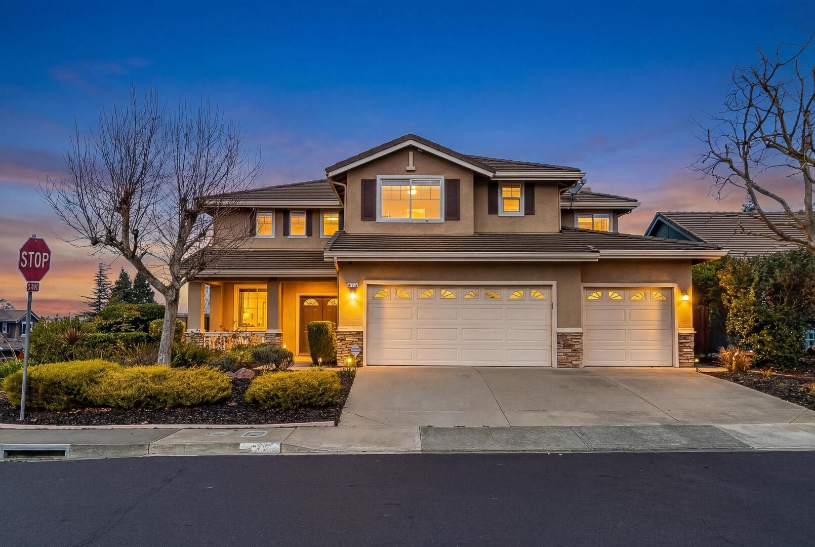 Front Image Thumbnail for EB41122526