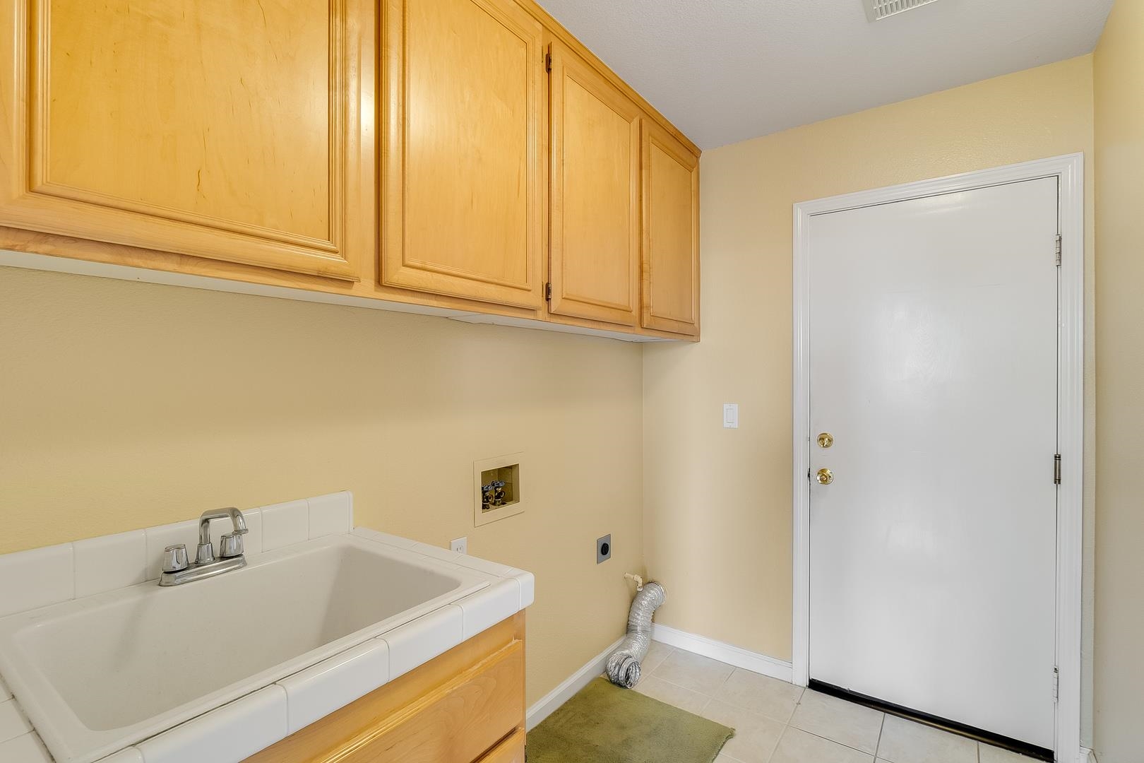 Detail Gallery Image 24 of 52 For 473 Mccall Dr, Benicia,  CA 94510 - 5 Beds | 3 Baths