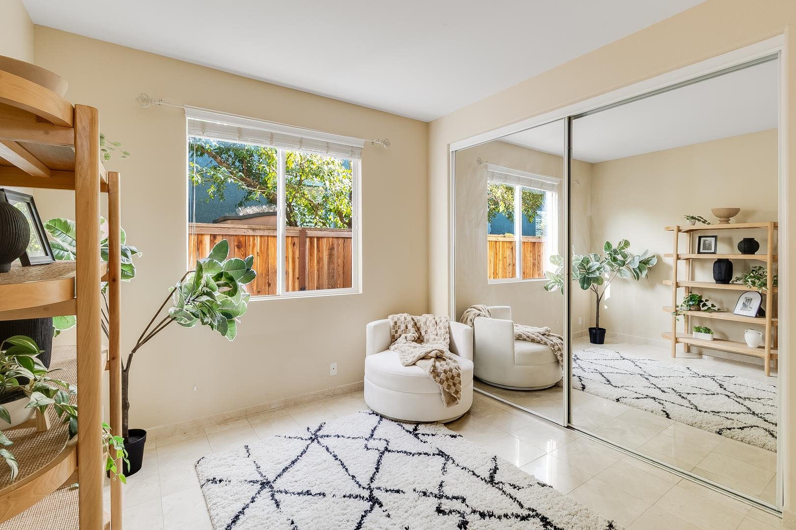 Detail Gallery Image 25 of 52 For 473 Mccall Dr, Benicia,  CA 94510 - 5 Beds | 3 Baths