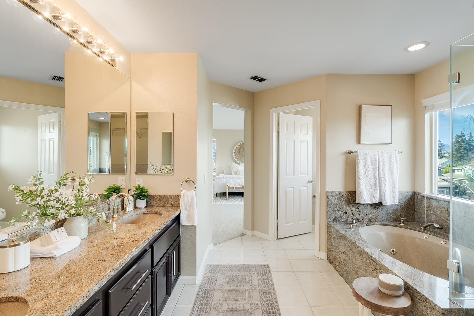 Detail Gallery Image 33 of 52 For 473 Mccall Dr, Benicia,  CA 94510 - 5 Beds | 3 Baths