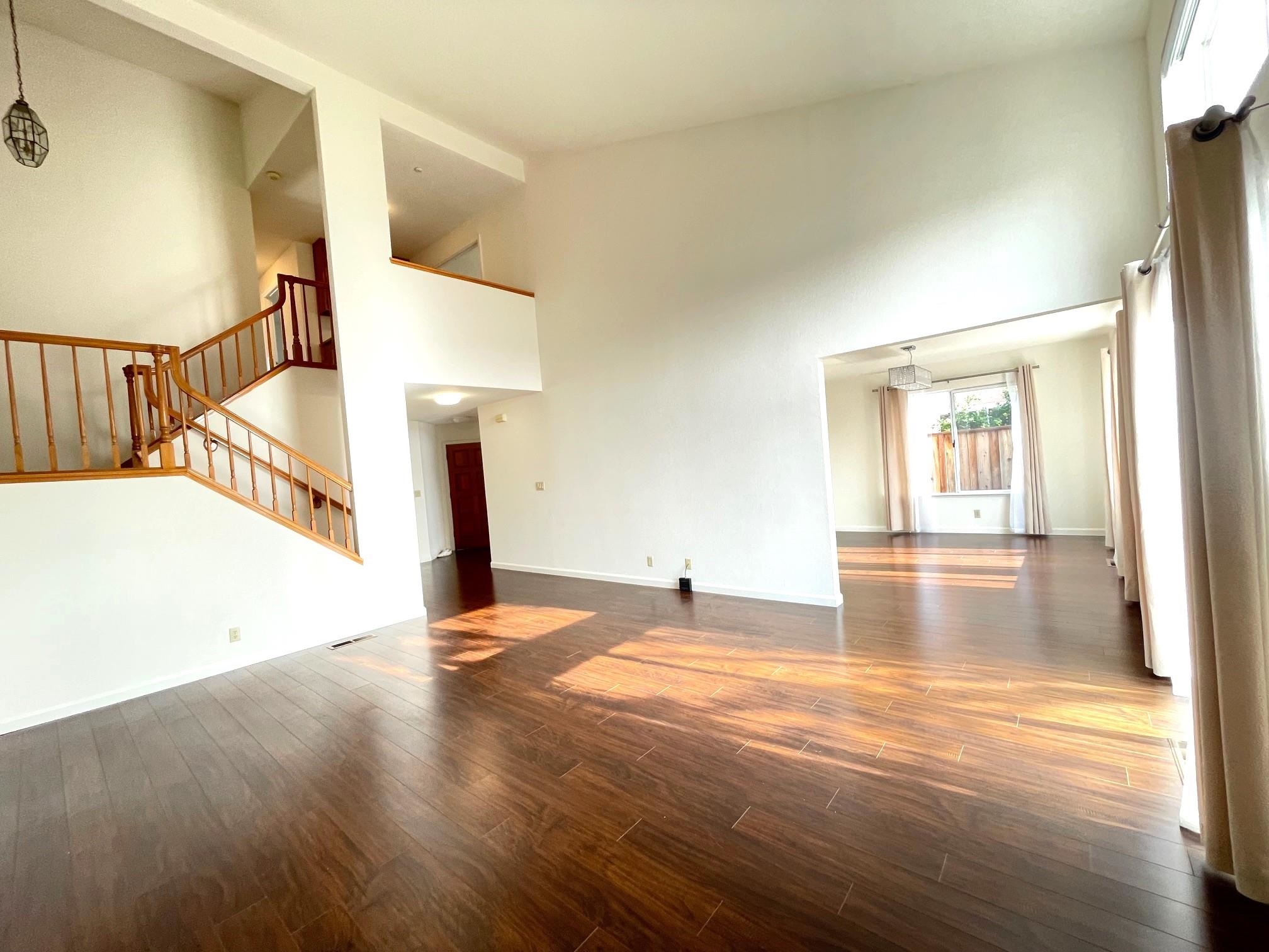 Detail Gallery Image 5 of 21 For 4176 Bell Common, Fremont,  CA 94536 - 3 Beds | 2/1 Baths