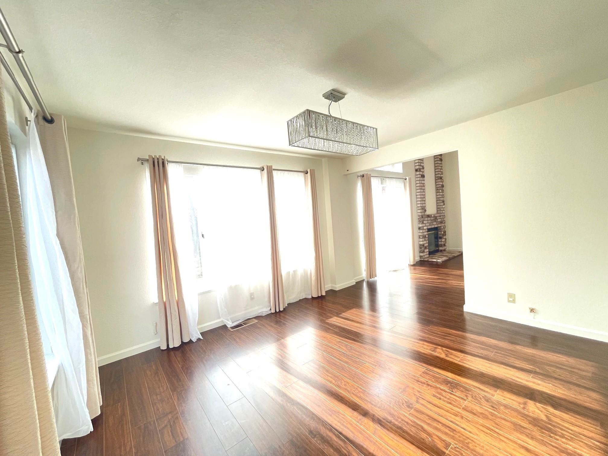 Detail Gallery Image 6 of 21 For 4176 Bell Common, Fremont,  CA 94536 - 3 Beds | 2/1 Baths