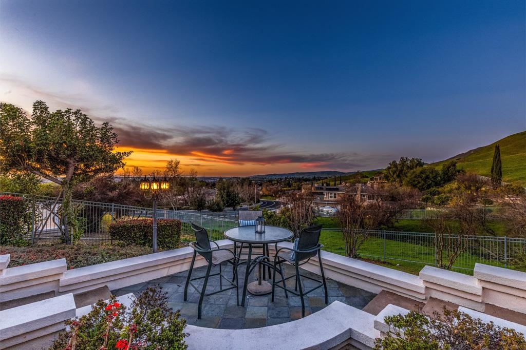 Detail Gallery Image 5 of 60 For 47664 Avalon Heights Ter, Fremont,  CA 94539 - 4 Beds | 3/1 Baths