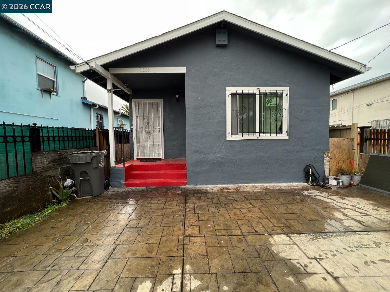 Front Image Thumbnail for CC41122531