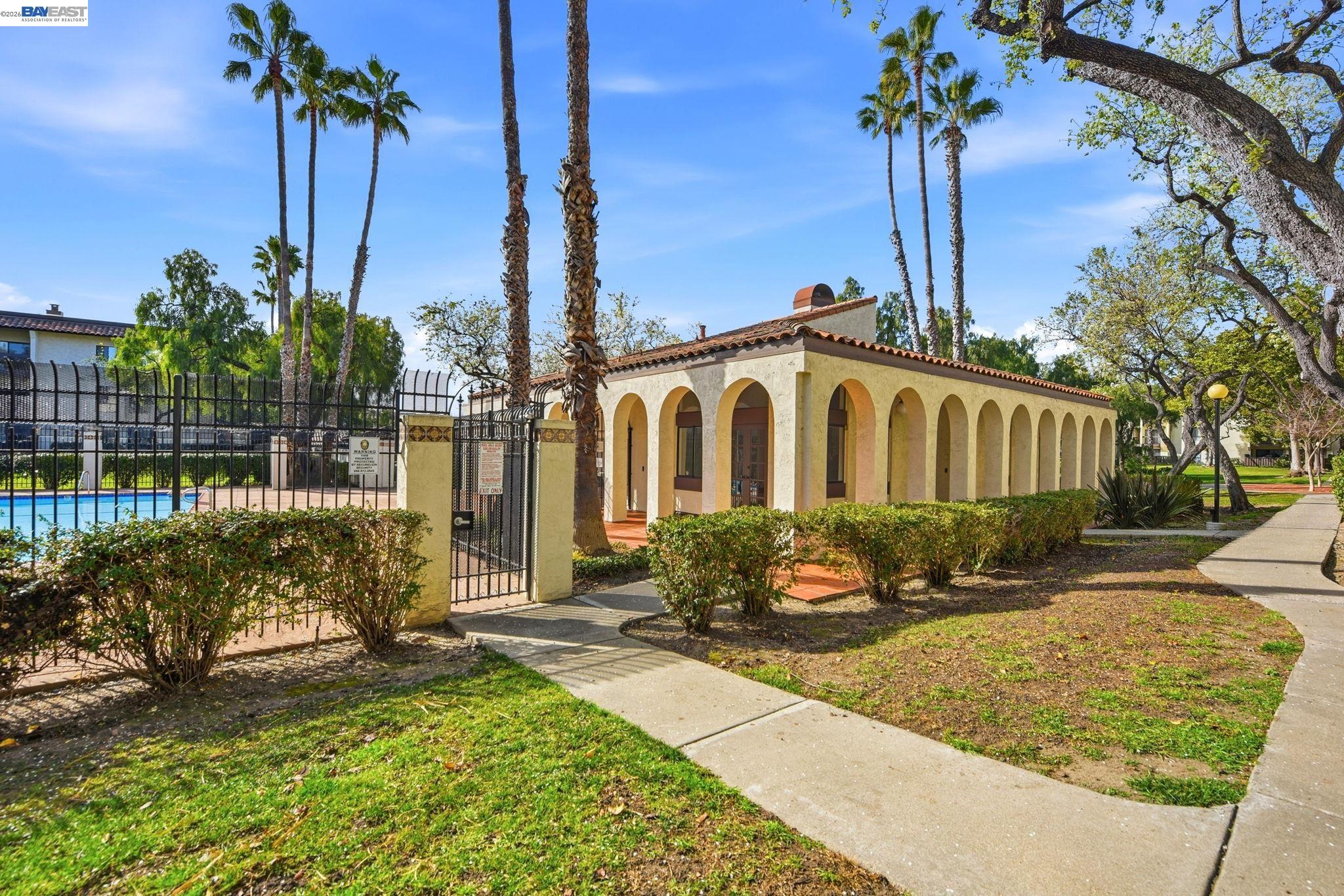 Photo #44: 41122532 Listing: Photo #44