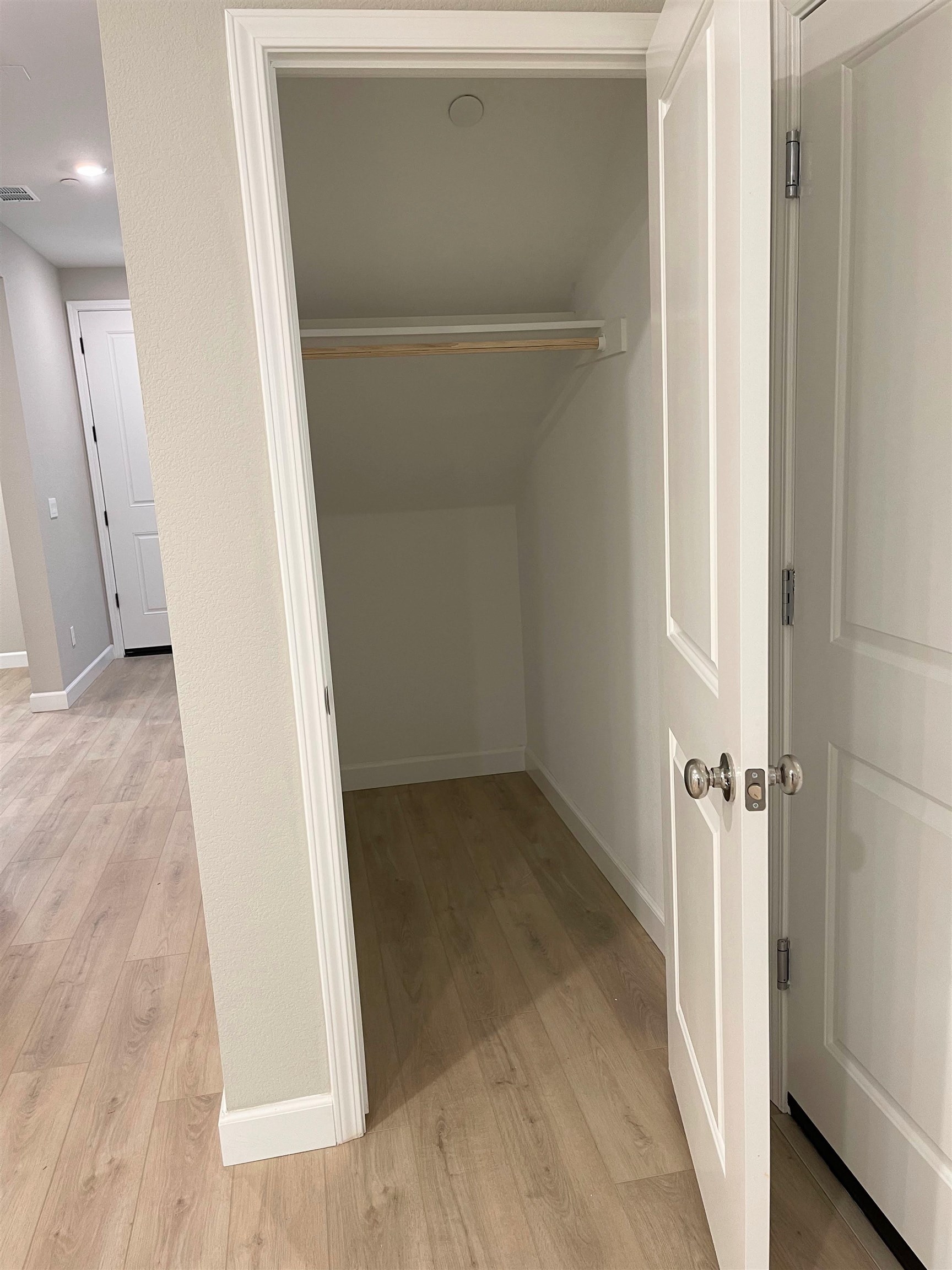 Detail Gallery Image 17 of 42 For 1887 Orfanos Ranch Dr, Brentwood,  CA 94513 - 4 Beds | 3 Baths