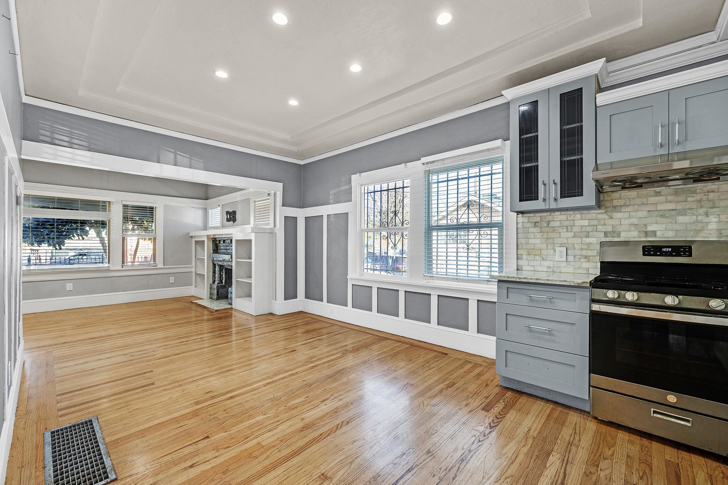 Detail Gallery Image 11 of 35 For 1464 35th Ave, Oakland,  CA 94601 - 3 Beds | 2 Baths