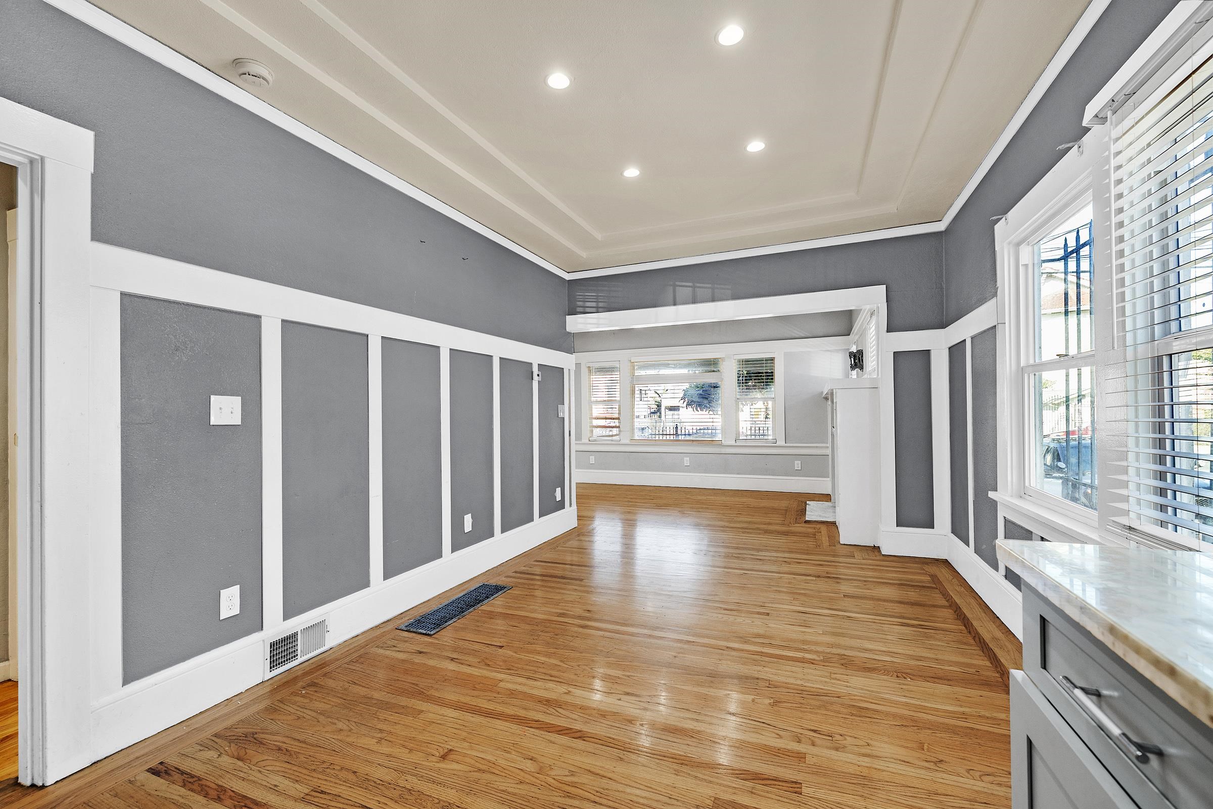 Detail Gallery Image 12 of 35 For 1464 35th Ave, Oakland,  CA 94601 - 3 Beds | 2 Baths