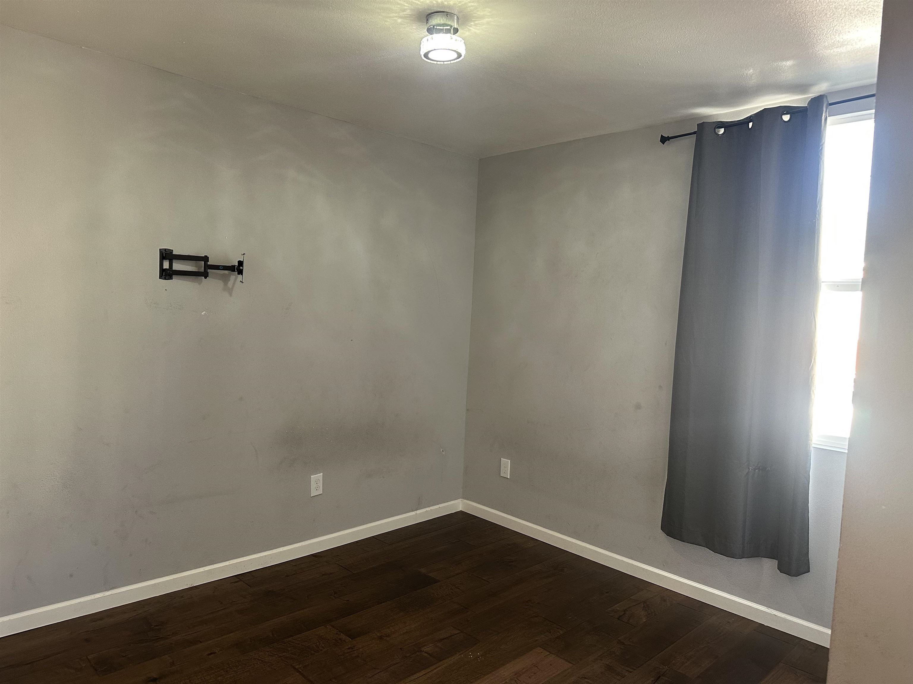 Detail Gallery Image 13 of 18 For 1464 35th Ave, Oakland,  CA 94601 - 3 Beds | 2 Baths