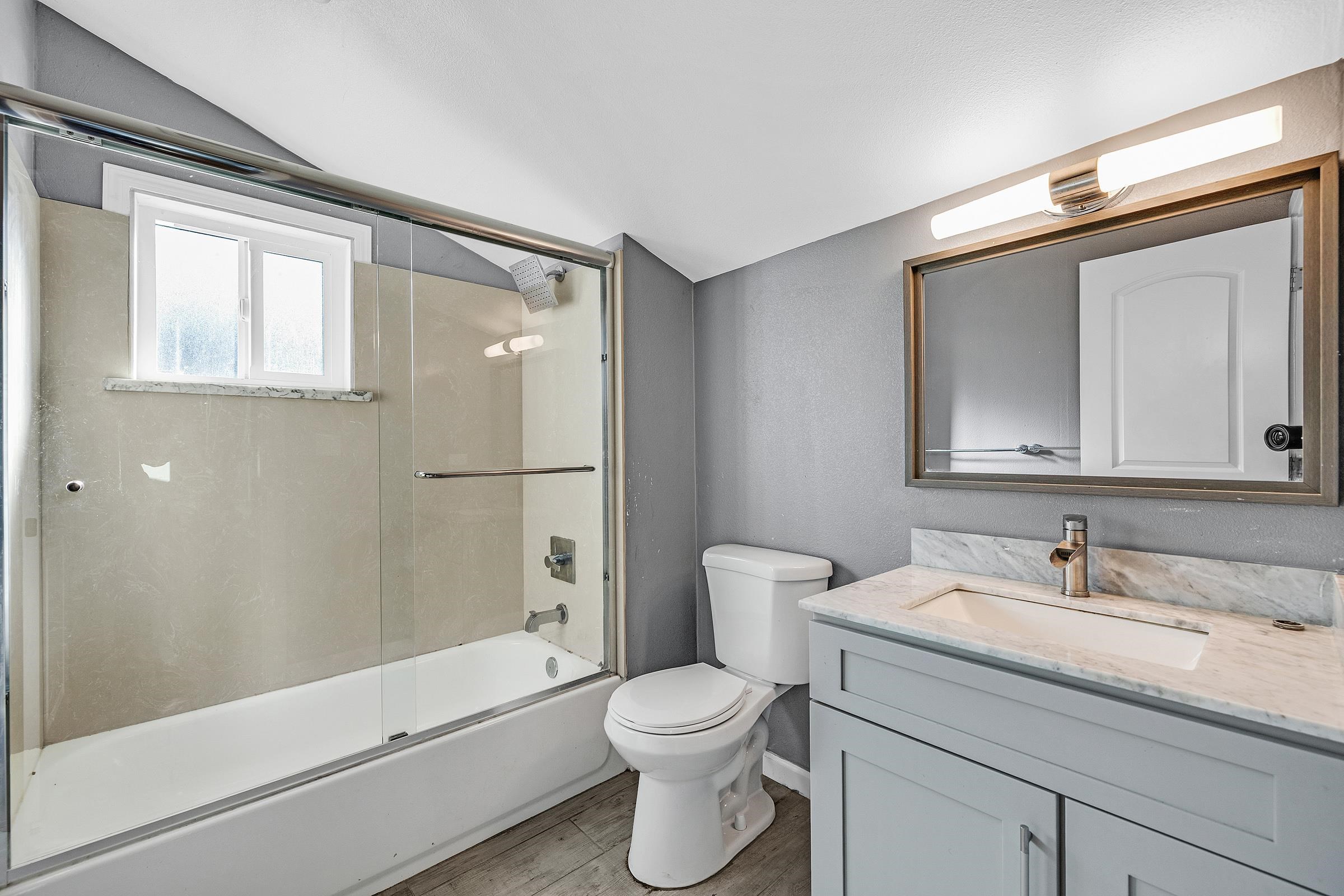 Detail Gallery Image 17 of 35 For 1464 35th Ave, Oakland,  CA 94601 - 3 Beds | 2 Baths