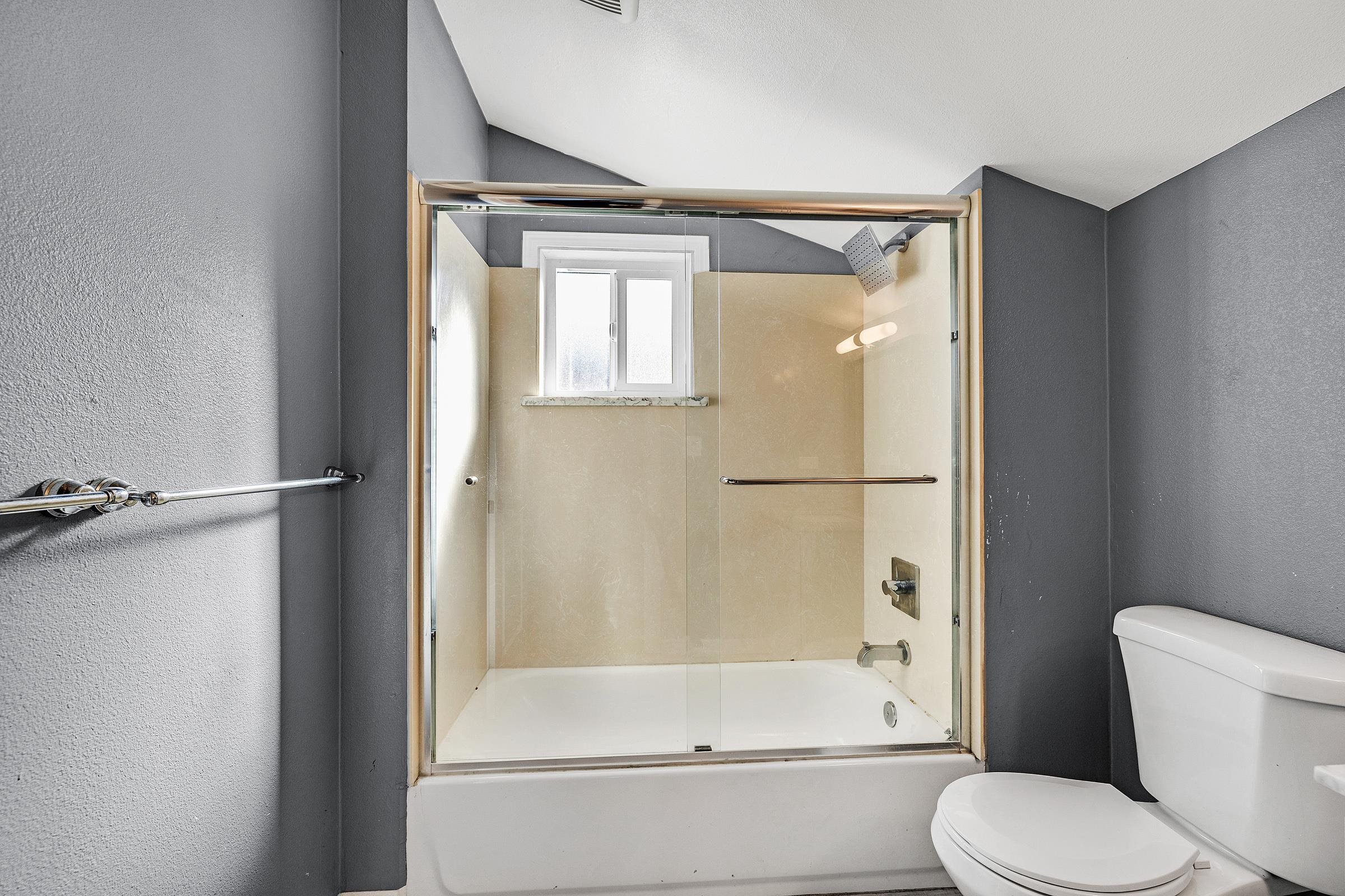 Detail Gallery Image 20 of 35 For 1464 35th Ave, Oakland,  CA 94601 - 3 Beds | 2 Baths