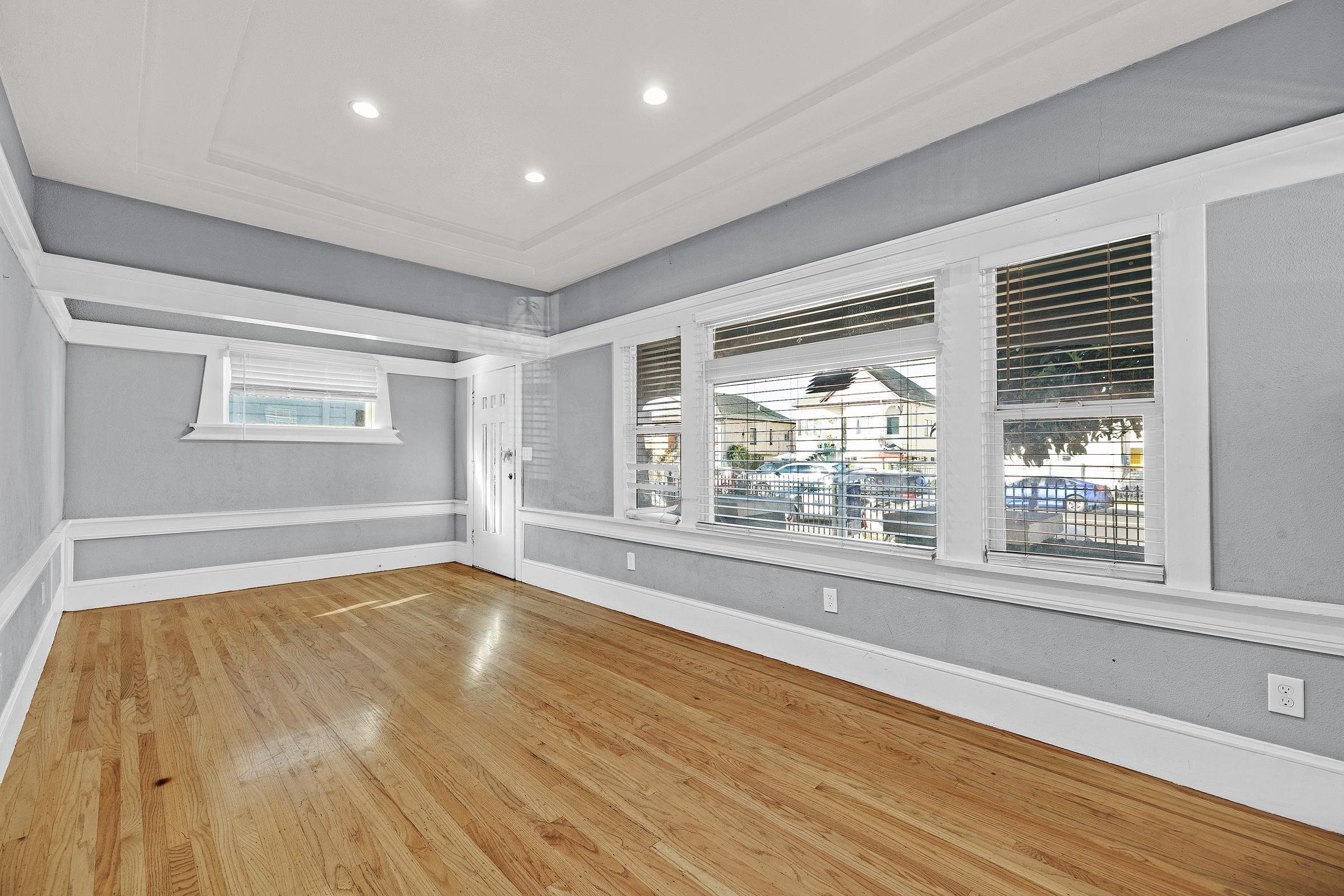 Detail Gallery Image 7 of 35 For 1464 35th Ave, Oakland,  CA 94601 - 3 Beds | 2 Baths