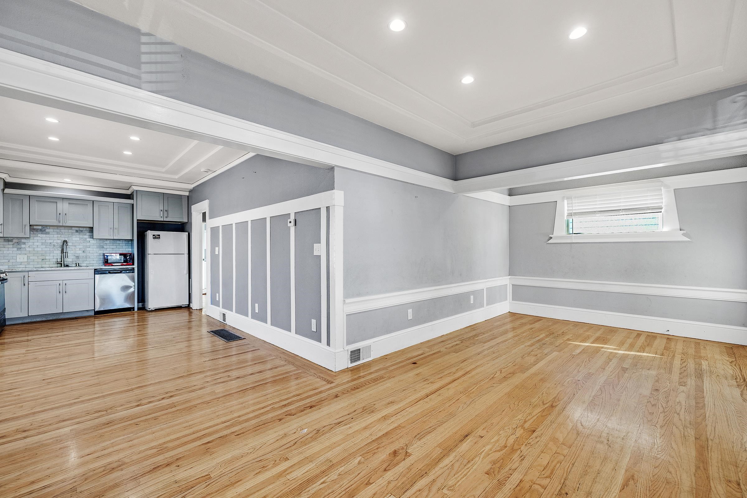 Detail Gallery Image 9 of 35 For 1464 35th Ave, Oakland,  CA 94601 - 3 Beds | 2 Baths