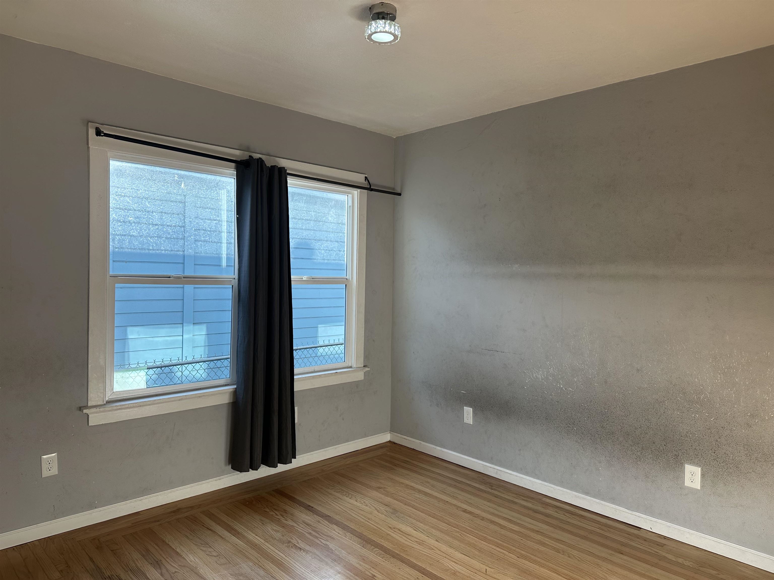 Detail Gallery Image 10 of 18 For 1464 35th Ave, Oakland,  CA 94601 - 3 Beds | 2 Baths