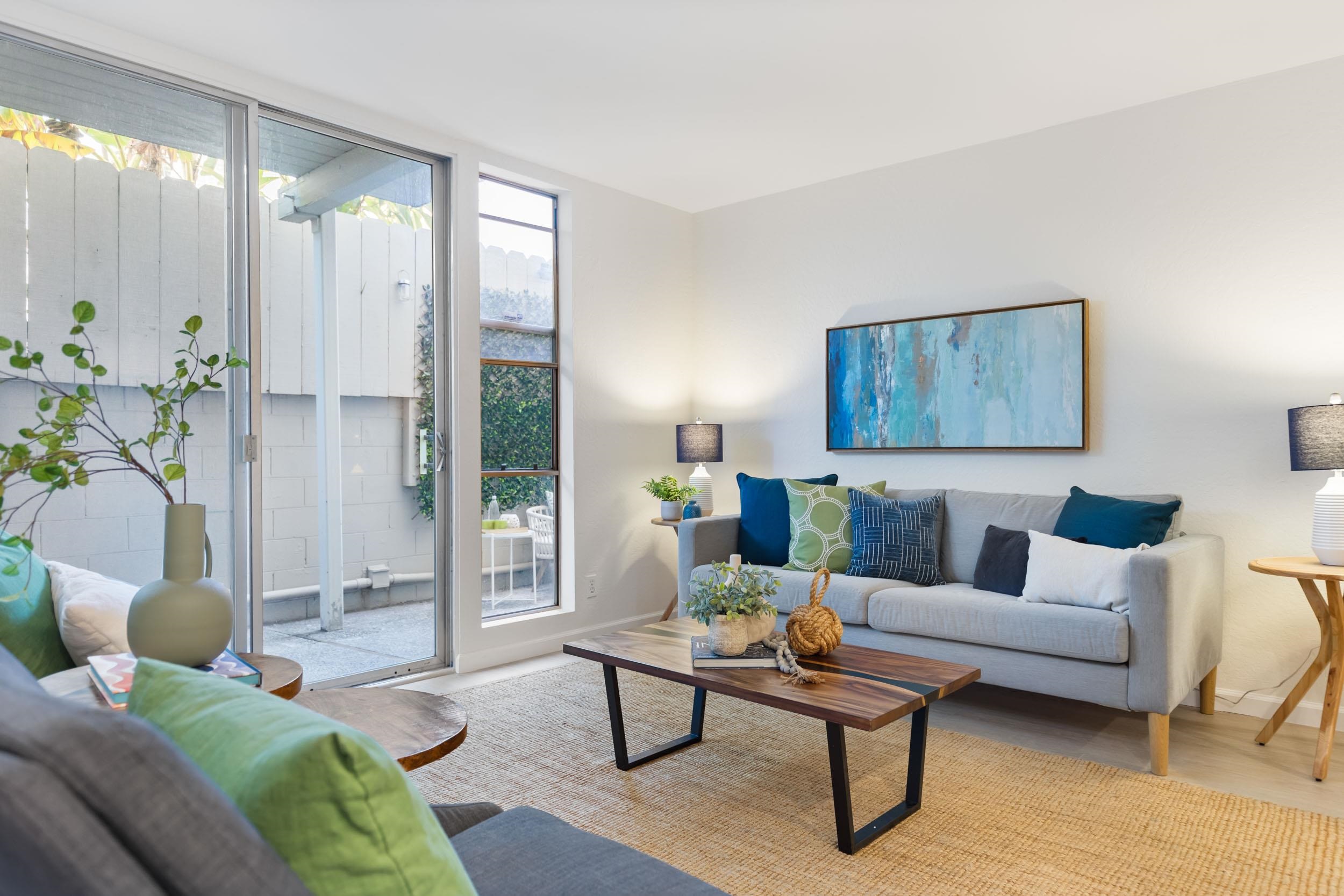 Photo #4: 41122537 Listing: Photo #4