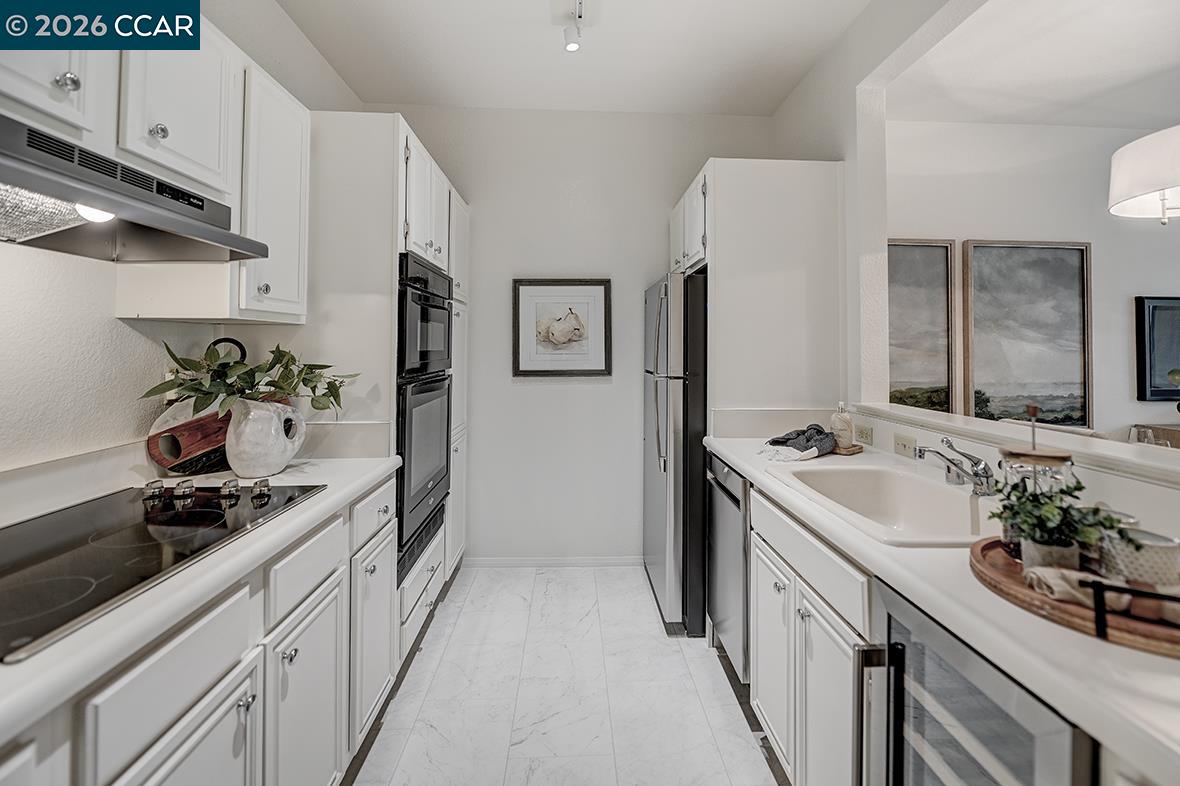 Photo #1: 41122538 Listing: Photo #1