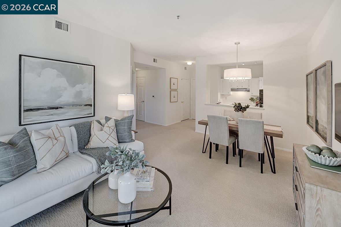 Photo #12: 41122538 Listing: Photo #12