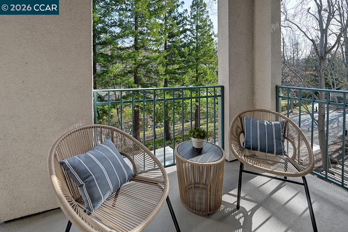 Photo #6: 41122538 Listing: Photo #6