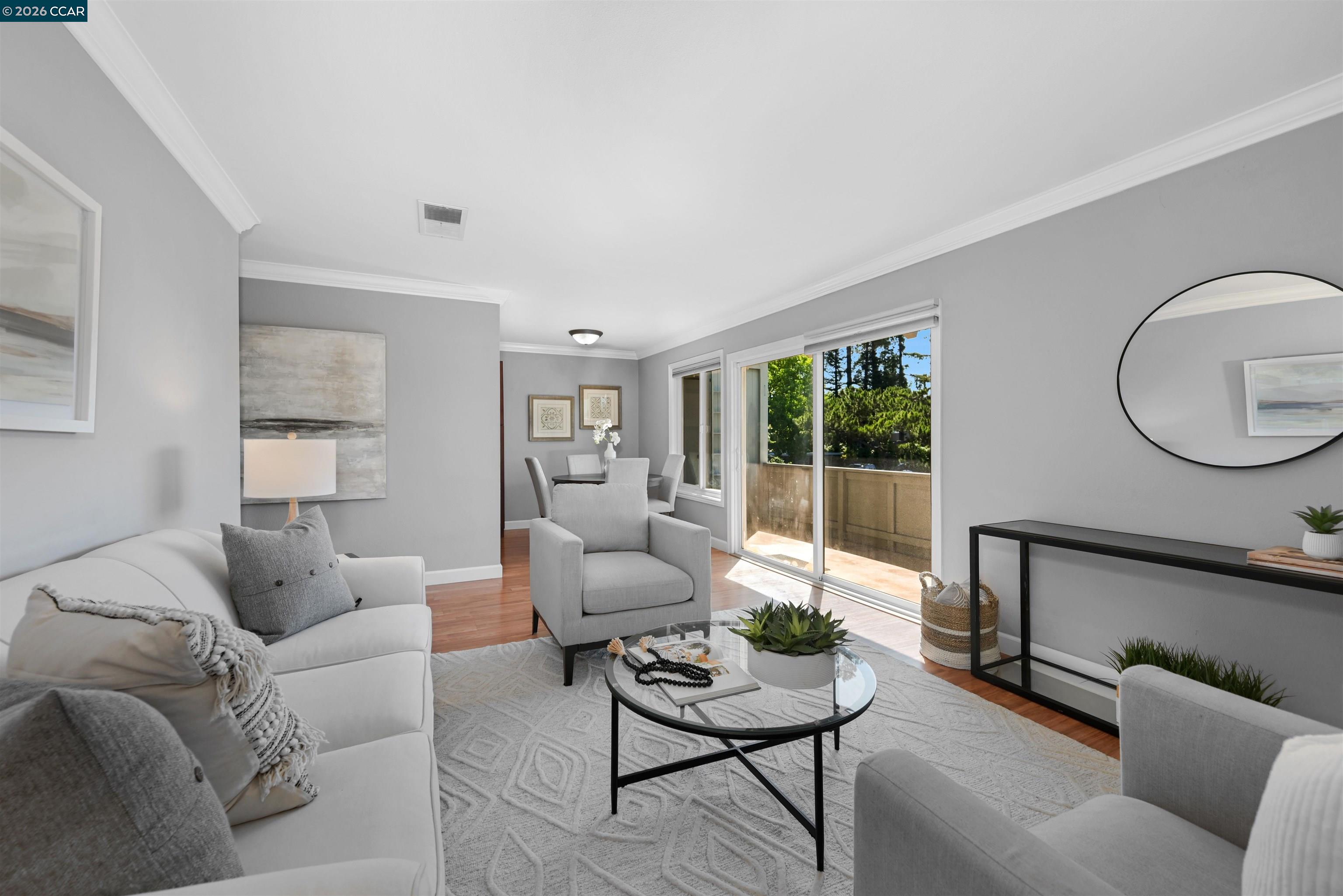 Photo #1: 41122539 Listing: Photo #1