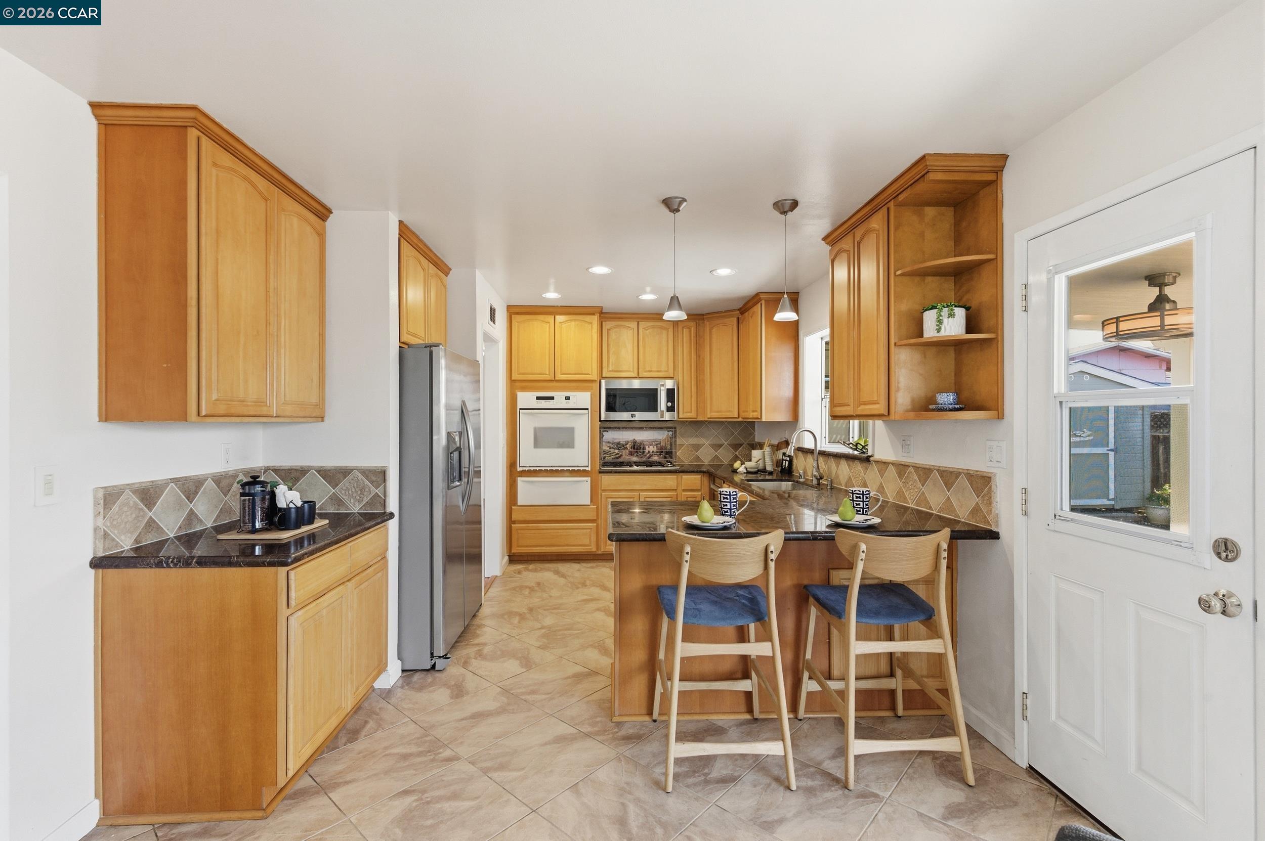 Detail Gallery Image 18 of 50 For 31565 Medinah St, Hayward,  CA 94544 - 3 Beds | 2 Baths