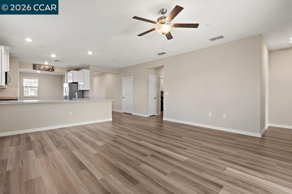 Detail Gallery Image 4 of 35 For 4395 Canada Way, Rio Vista,  CA 94571 - 3 Beds | 2 Baths