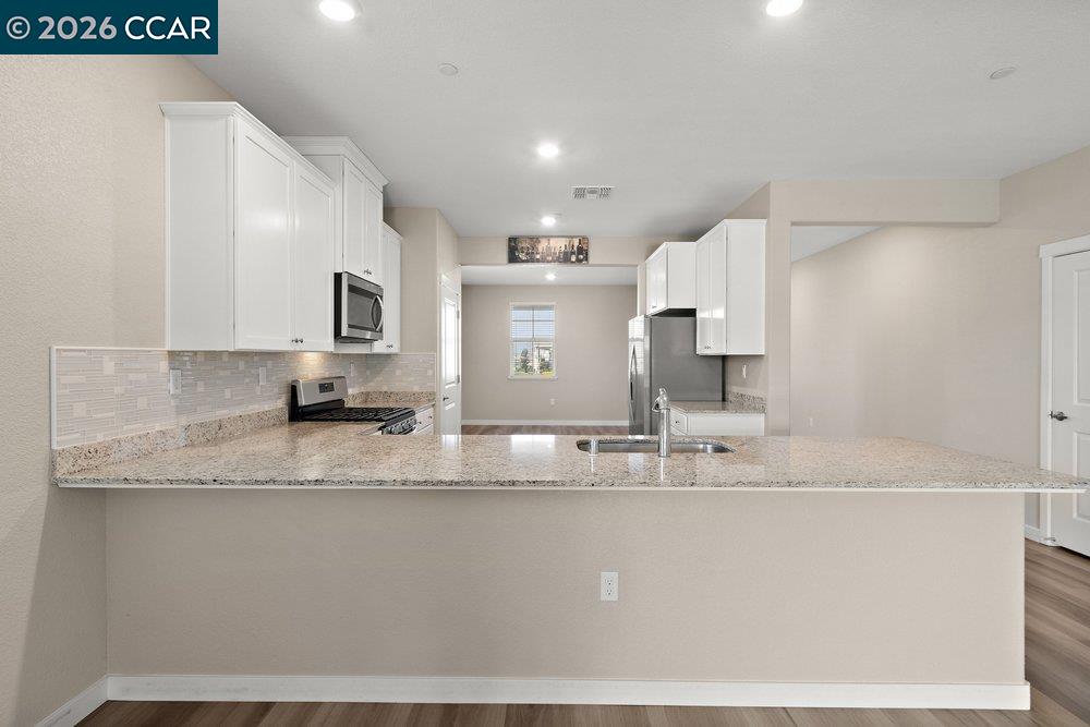 Detail Gallery Image 7 of 35 For 4395 Canada Way, Rio Vista,  CA 94571 - 3 Beds | 2 Baths