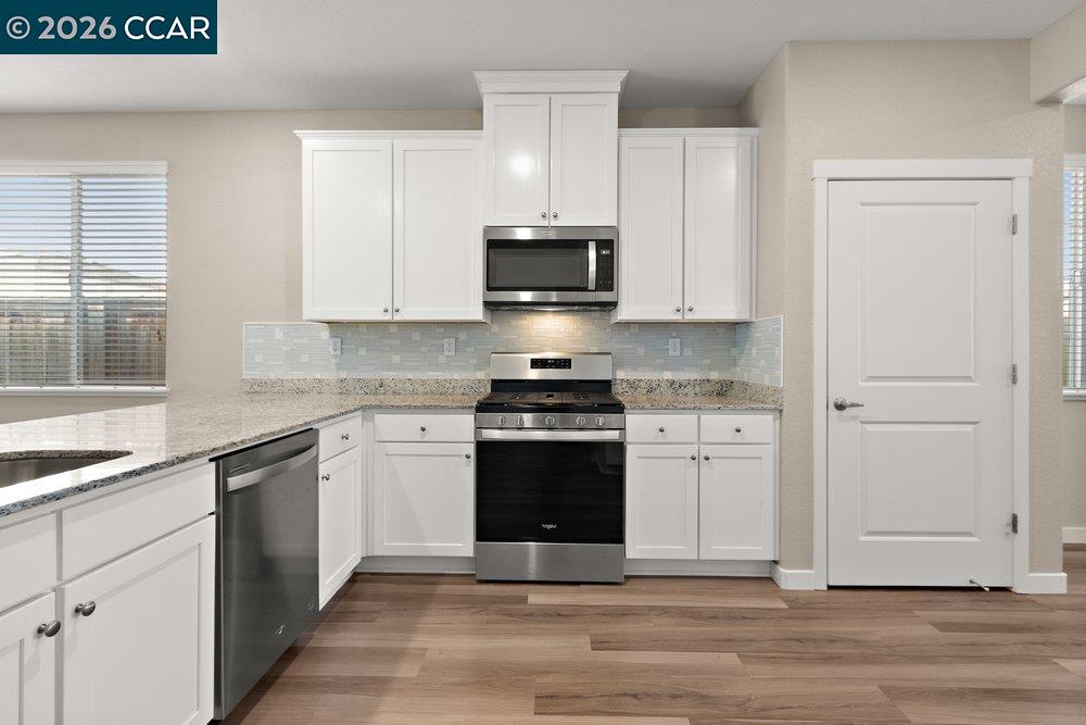 Detail Gallery Image 8 of 35 For 4395 Canada Way, Rio Vista,  CA 94571 - 3 Beds | 2 Baths