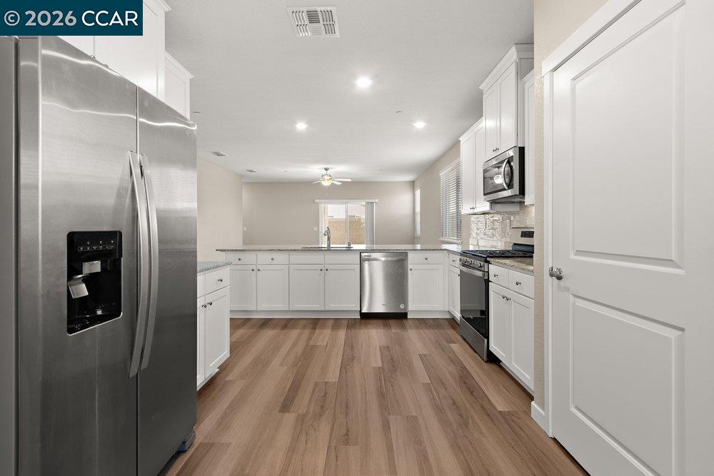 Detail Gallery Image 9 of 35 For 4395 Canada Way, Rio Vista,  CA 94571 - 3 Beds | 2 Baths