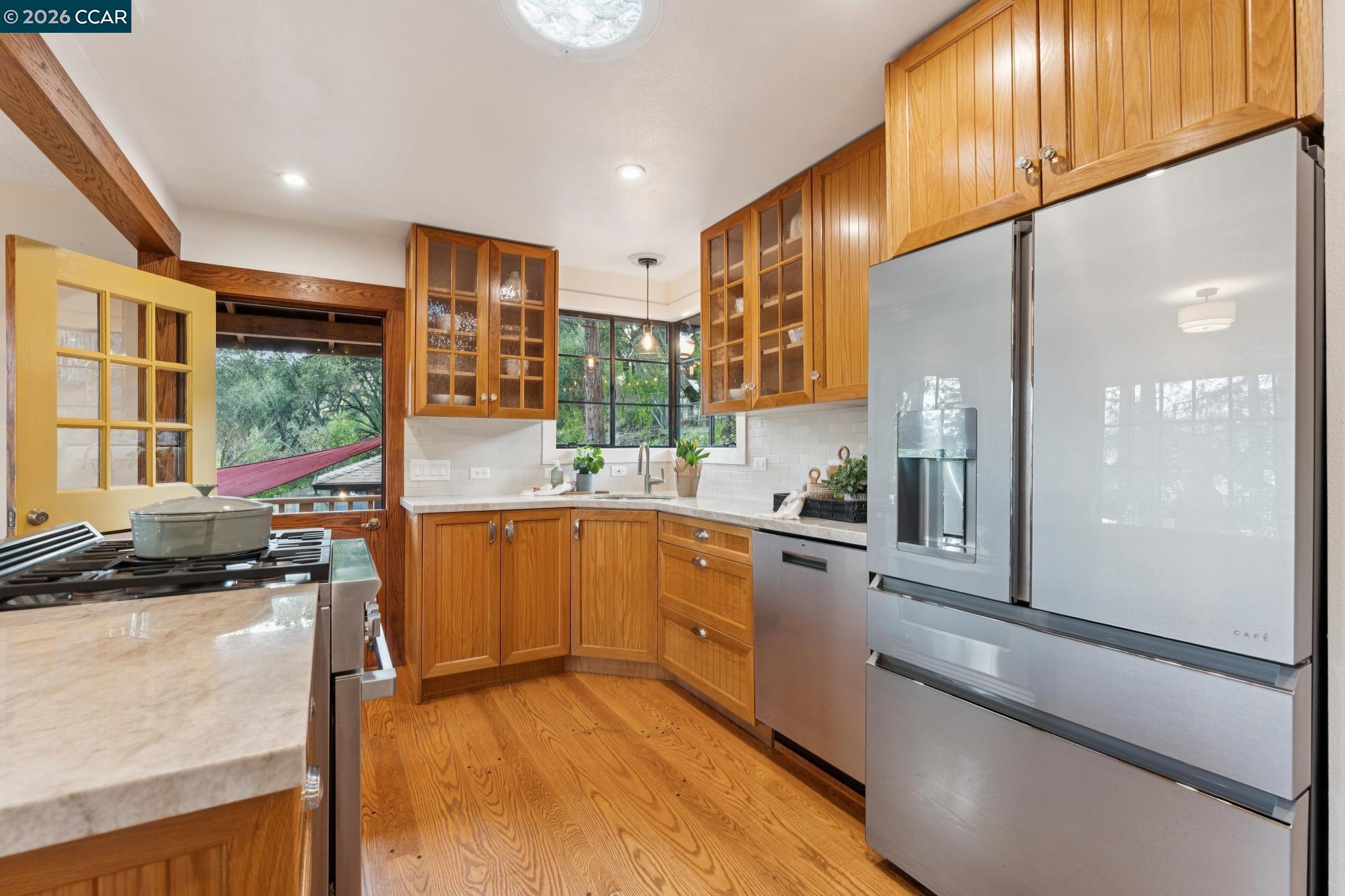 Detail Gallery Image 14 of 50 For 11 Los Conejos, Orinda,  CA 94563-2214 - 3 Beds | 2/1 Baths