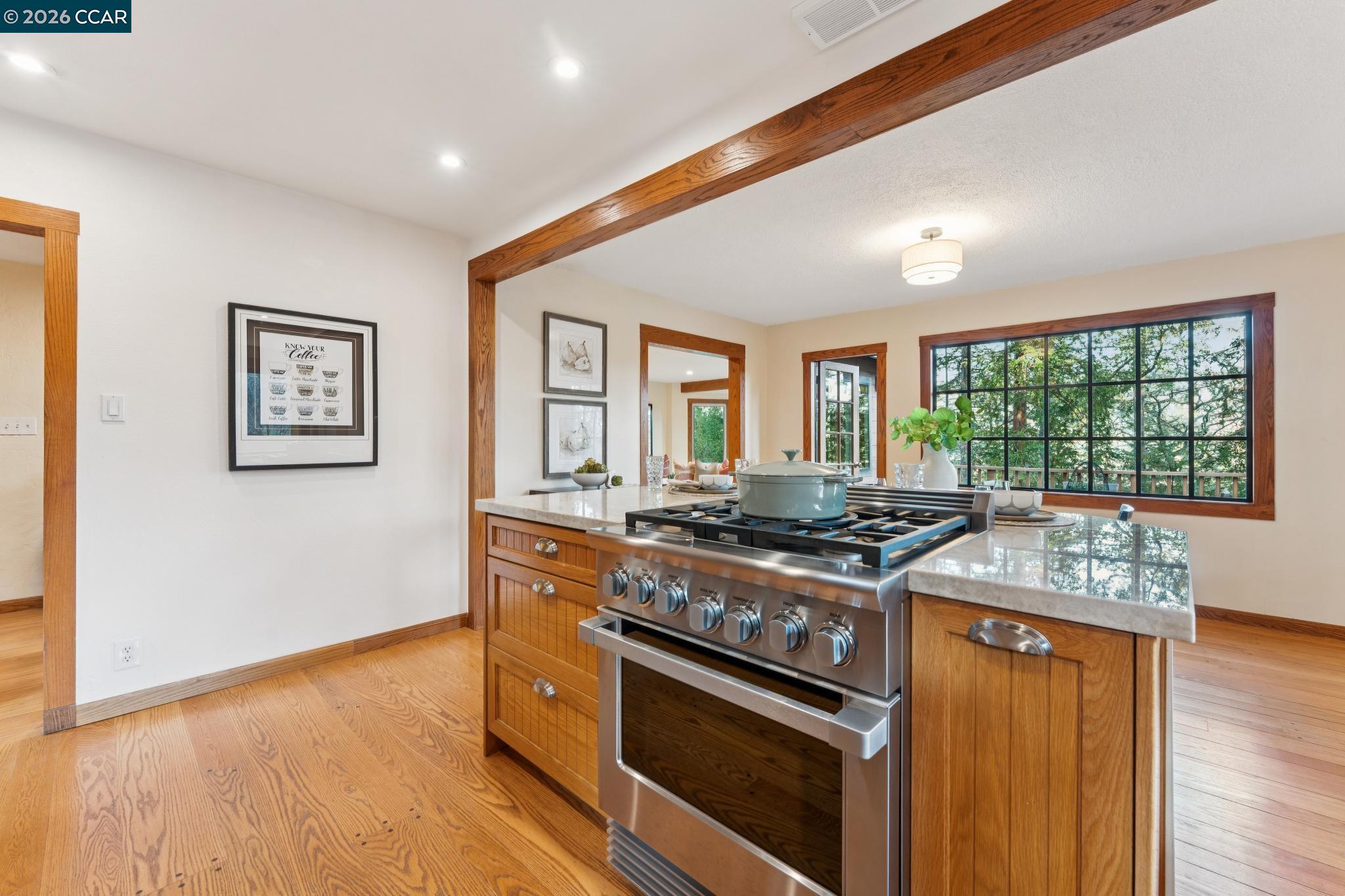 Detail Gallery Image 16 of 50 For 11 Los Conejos, Orinda,  CA 94563-2214 - 3 Beds | 2/1 Baths