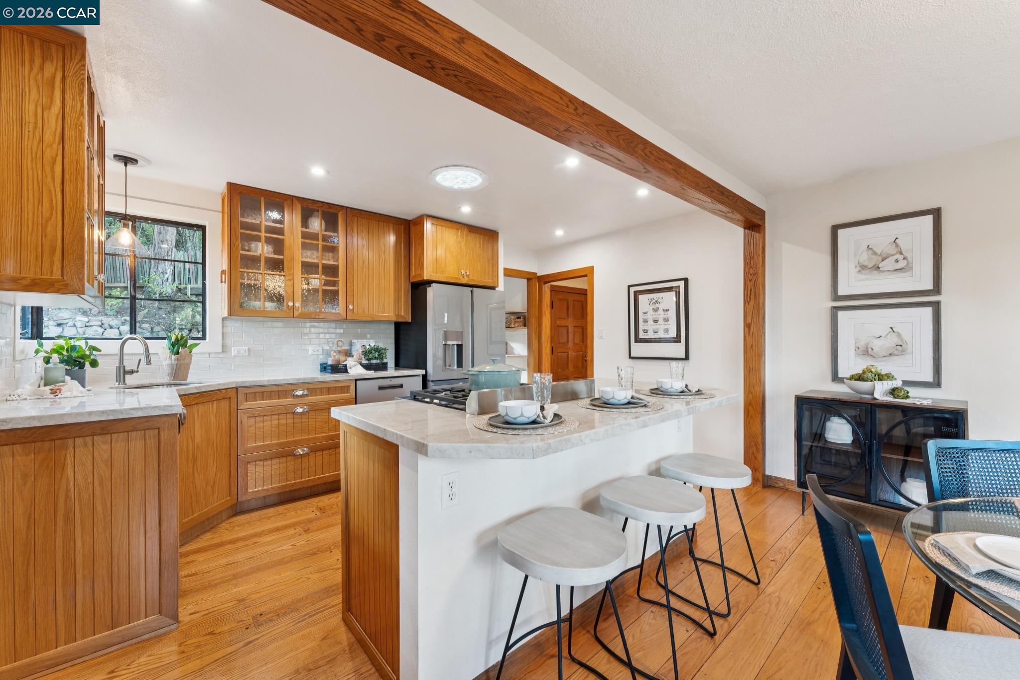 Detail Gallery Image 17 of 50 For 11 Los Conejos, Orinda,  CA 94563-2214 - 3 Beds | 2/1 Baths