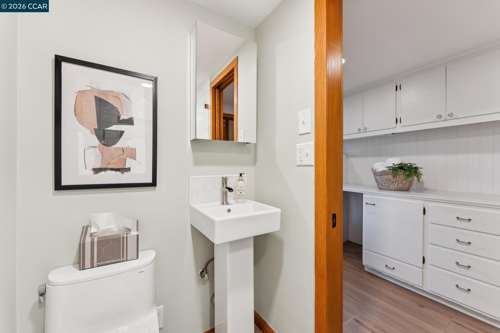 Detail Gallery Image 33 of 50 For 11 Los Conejos, Orinda,  CA 94563-2214 - 3 Beds | 2/1 Baths