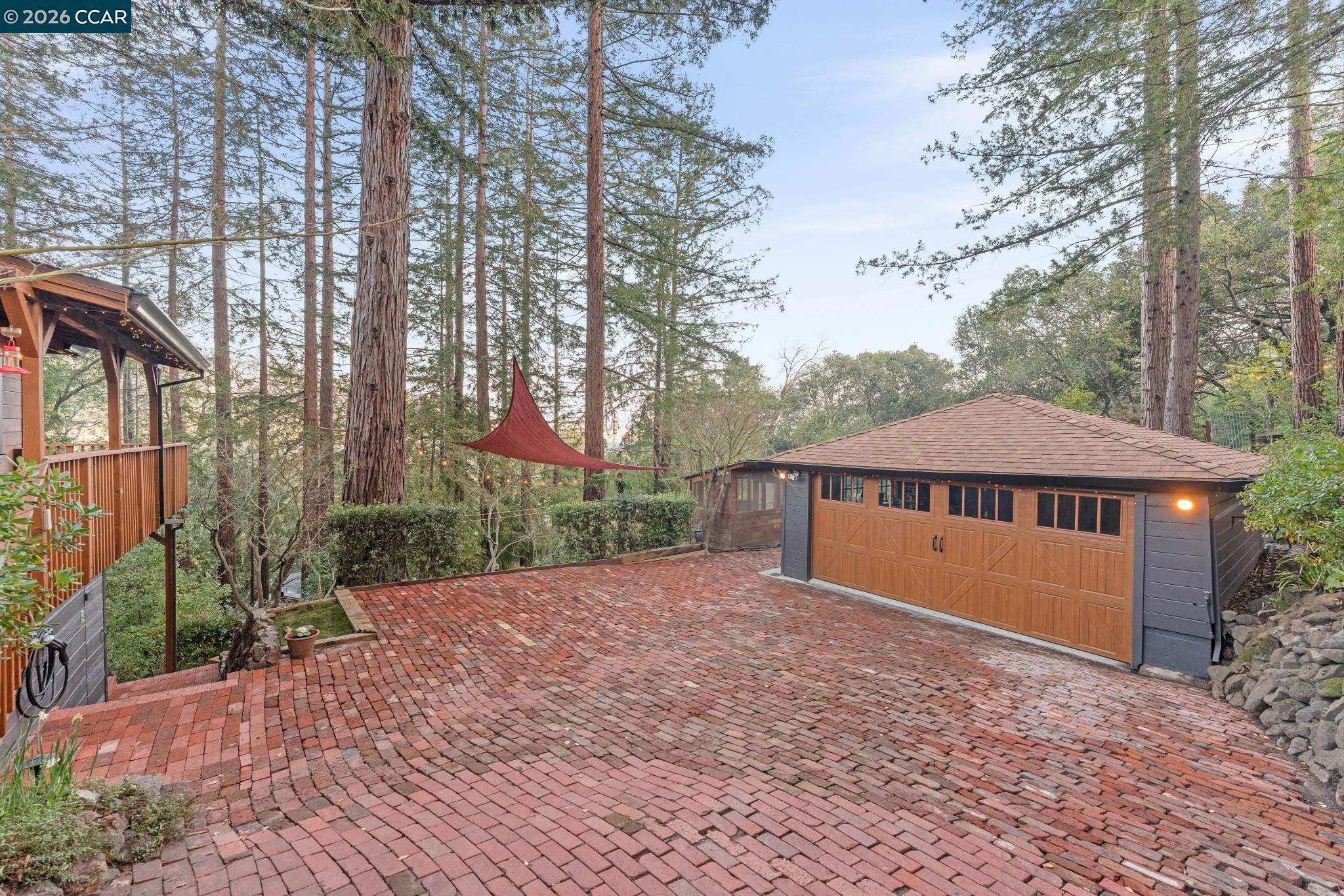 Detail Gallery Image 38 of 50 For 11 Los Conejos, Orinda,  CA 94563-2214 - 3 Beds | 2/1 Baths