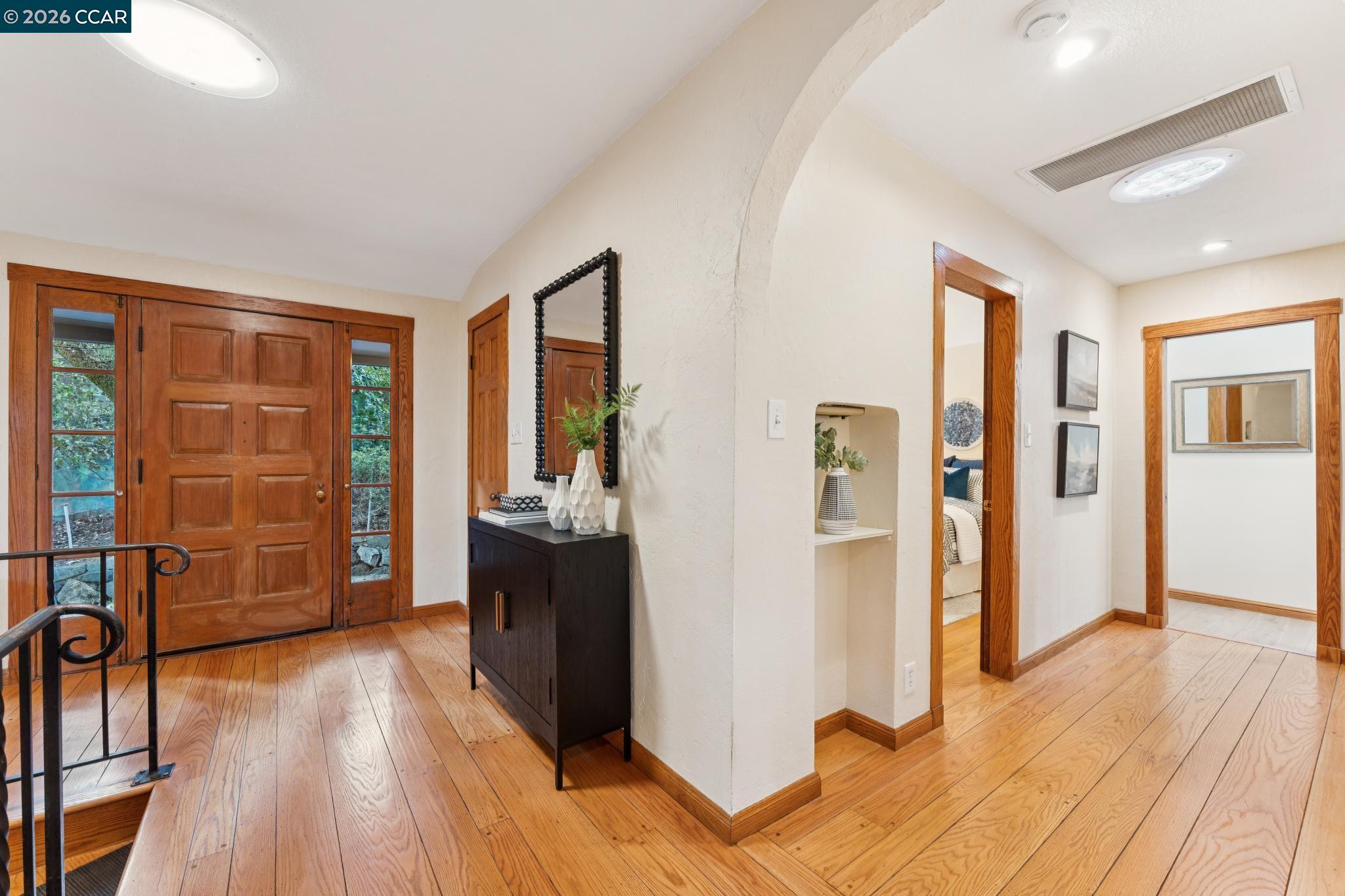 Detail Gallery Image 5 of 50 For 11 Los Conejos, Orinda,  CA 94563-2214 - 3 Beds | 2/1 Baths