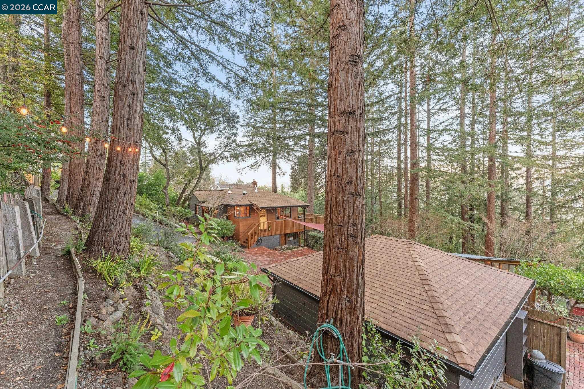 Detail Gallery Image 44 of 50 For 11 Los Conejos, Orinda,  CA 94563-2214 - 3 Beds | 2/1 Baths