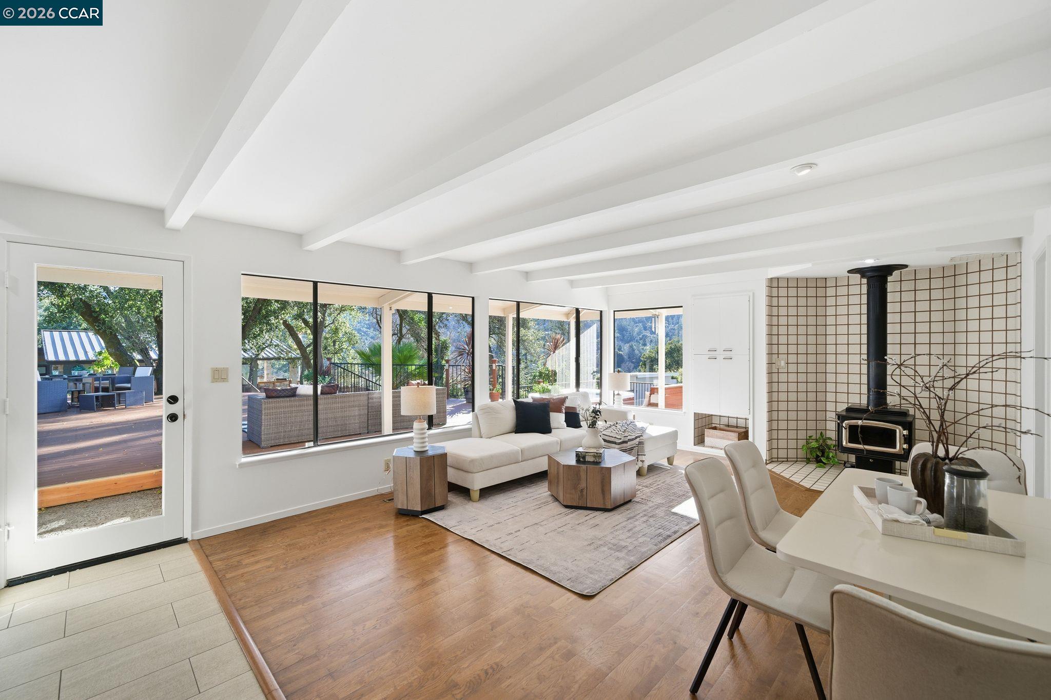 Detail Gallery Image 15 of 49 For 38 Vista Del Mar, Orinda,  CA 94563 - 4 Beds | 3/1 Baths