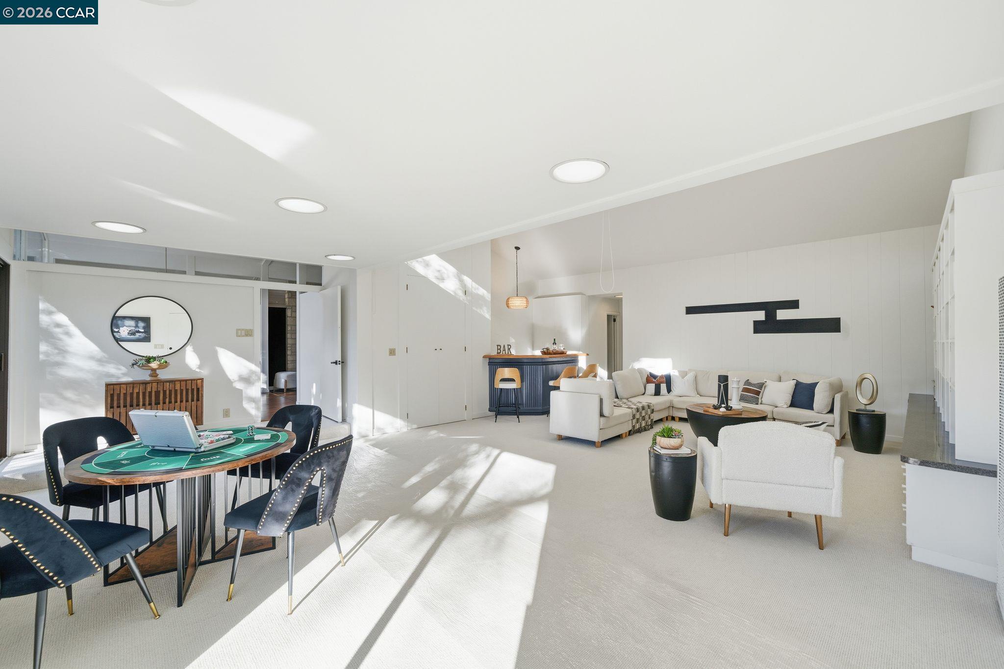 Detail Gallery Image 16 of 49 For 38 Vista Del Mar, Orinda,  CA 94563 - 4 Beds | 3/1 Baths