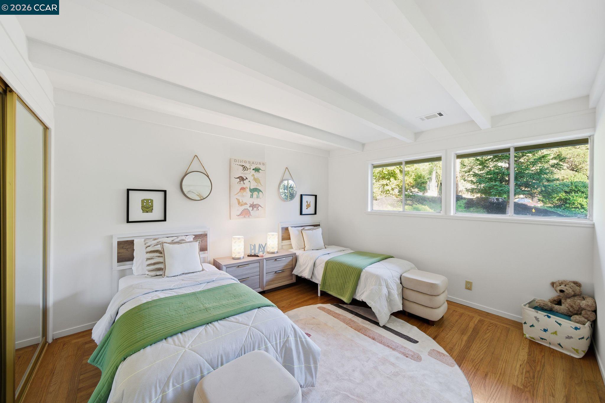 Detail Gallery Image 29 of 49 For 38 Vista Del Mar, Orinda,  CA 94563 - 4 Beds | 3/1 Baths