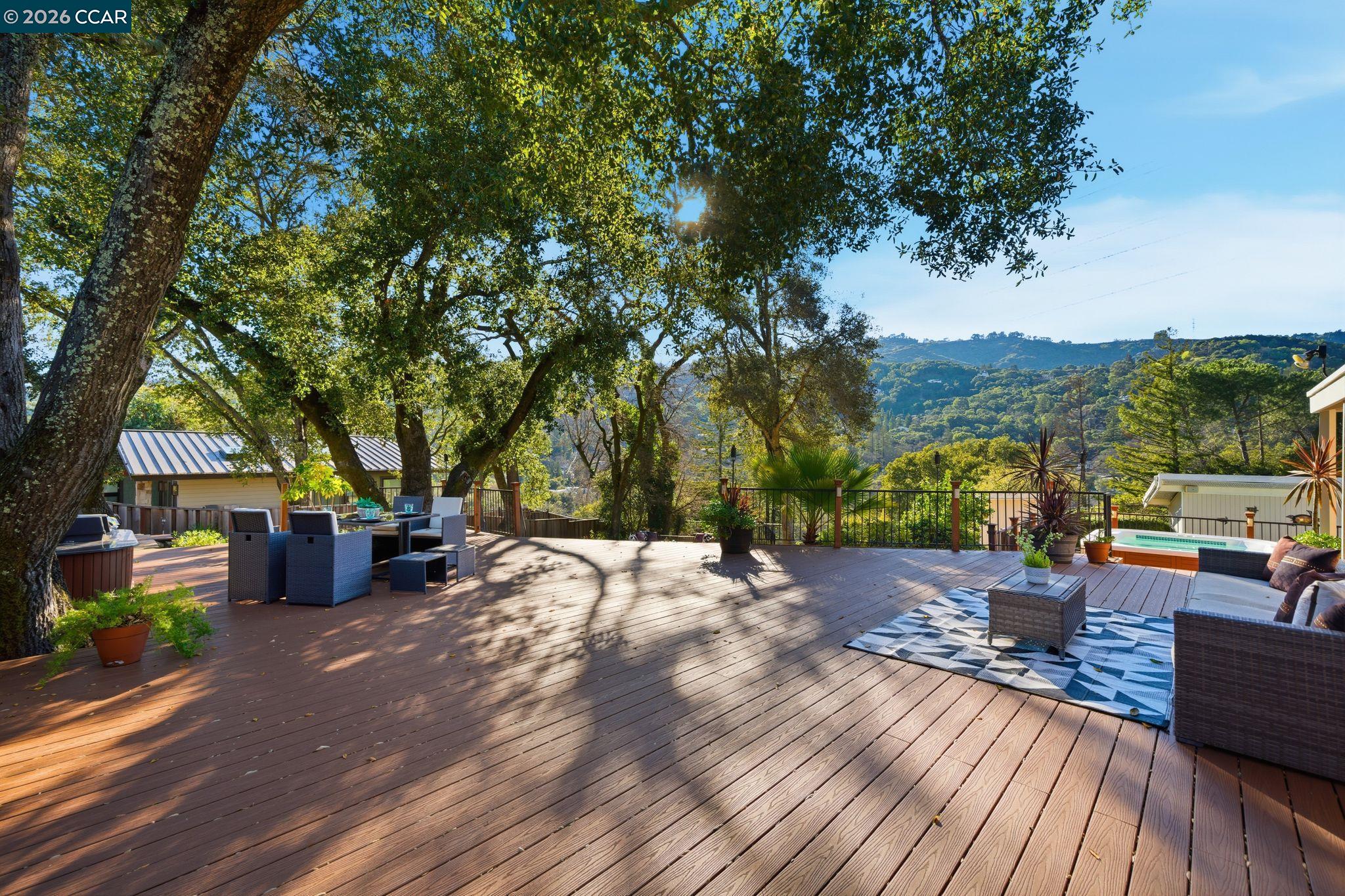 Detail Gallery Image 31 of 49 For 38 Vista Del Mar, Orinda,  CA 94563 - 4 Beds | 3/1 Baths