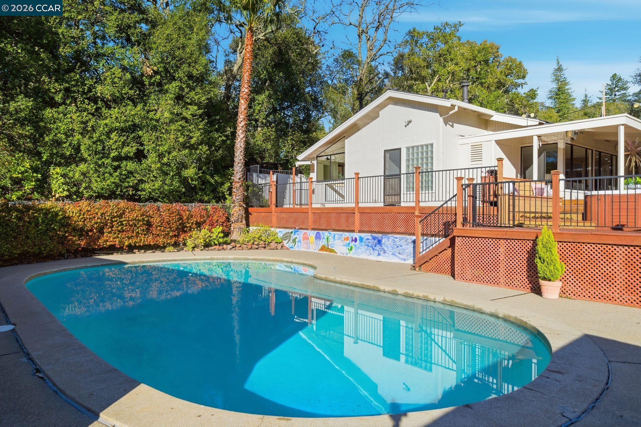 Detail Gallery Image 39 of 49 For 38 Vista Del Mar, Orinda,  CA 94563 - 4 Beds | 3/1 Baths