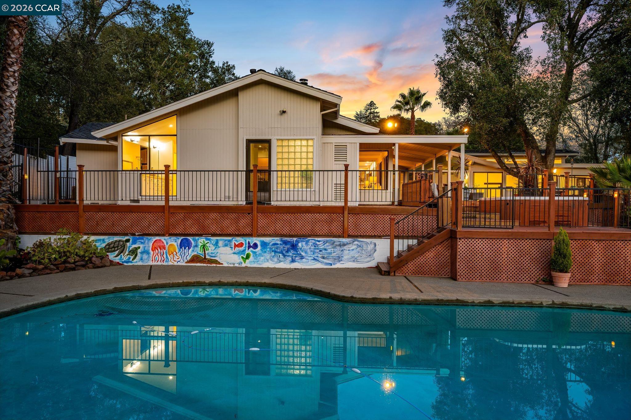 Detail Gallery Image 40 of 49 For 38 Vista Del Mar, Orinda,  CA 94563 - 4 Beds | 3/1 Baths