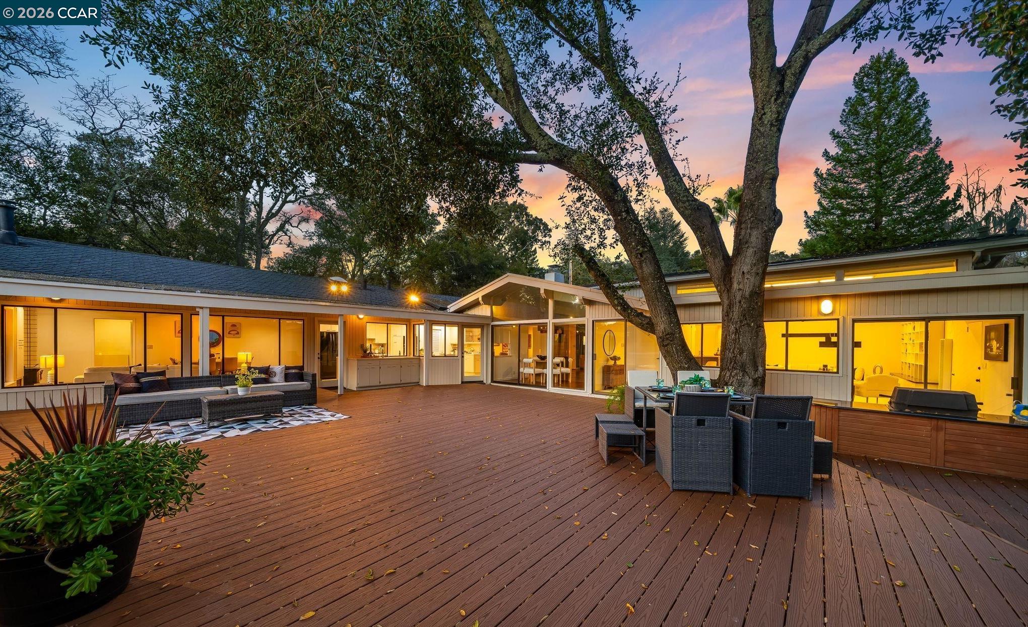 Detail Gallery Image 42 of 49 For 38 Vista Del Mar, Orinda,  CA 94563 - 4 Beds | 3/1 Baths