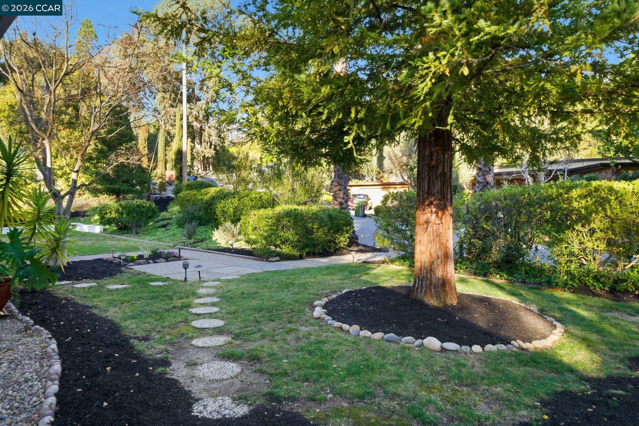 Detail Gallery Image 45 of 49 For 38 Vista Del Mar, Orinda,  CA 94563 - 4 Beds | 3/1 Baths