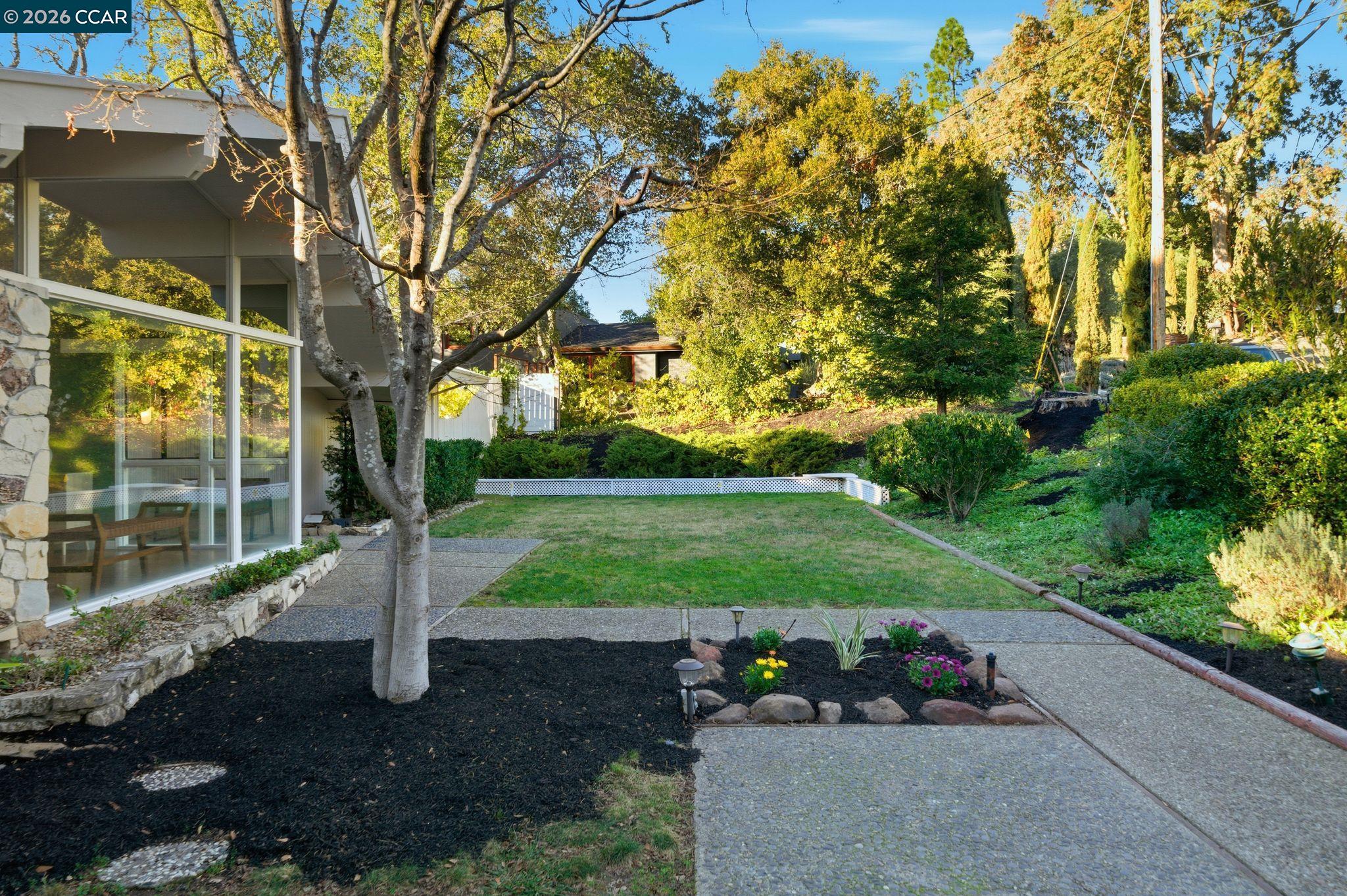 Detail Gallery Image 48 of 49 For 38 Vista Del Mar, Orinda,  CA 94563 - 4 Beds | 3/1 Baths