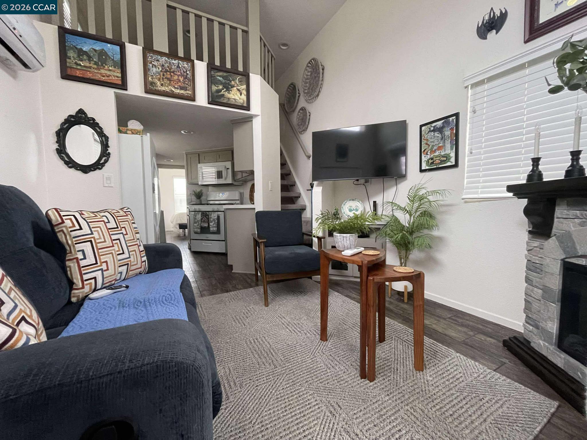 Detail Gallery Image 2 of 13 For 16711 Marsh Creek Rd #C,  Clayton,  CA 94517 - 1 Beds | 1 Baths