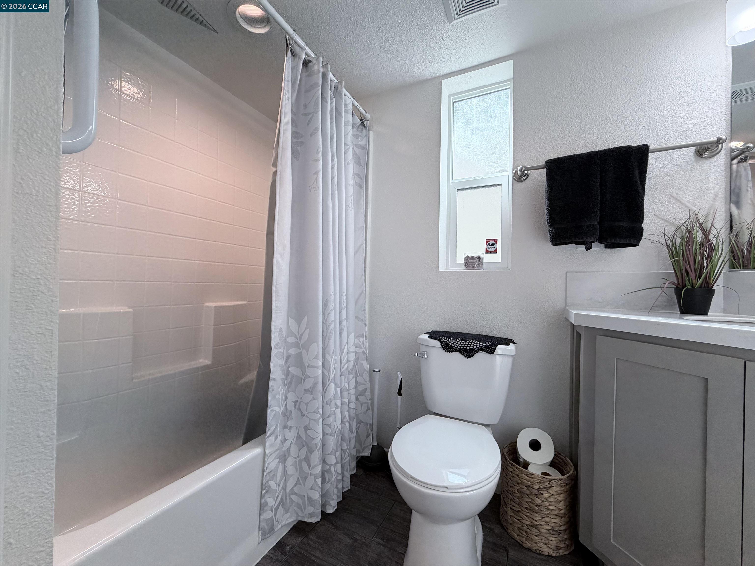 Detail Gallery Image 11 of 25 For 16711 Marsh Creek Rd #C,  Clayton,  CA 94517 - 1 Beds | 1 Baths