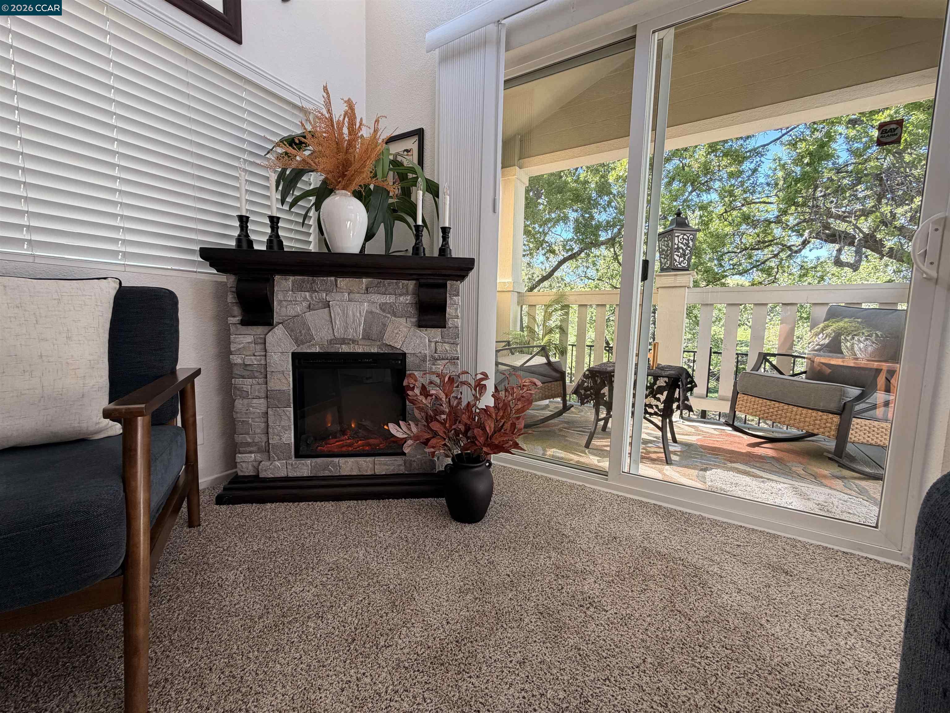 Detail Gallery Image 4 of 25 For 16711 Marsh Creek Rd #C,  Clayton,  CA 94517 - 1 Beds | 1 Baths