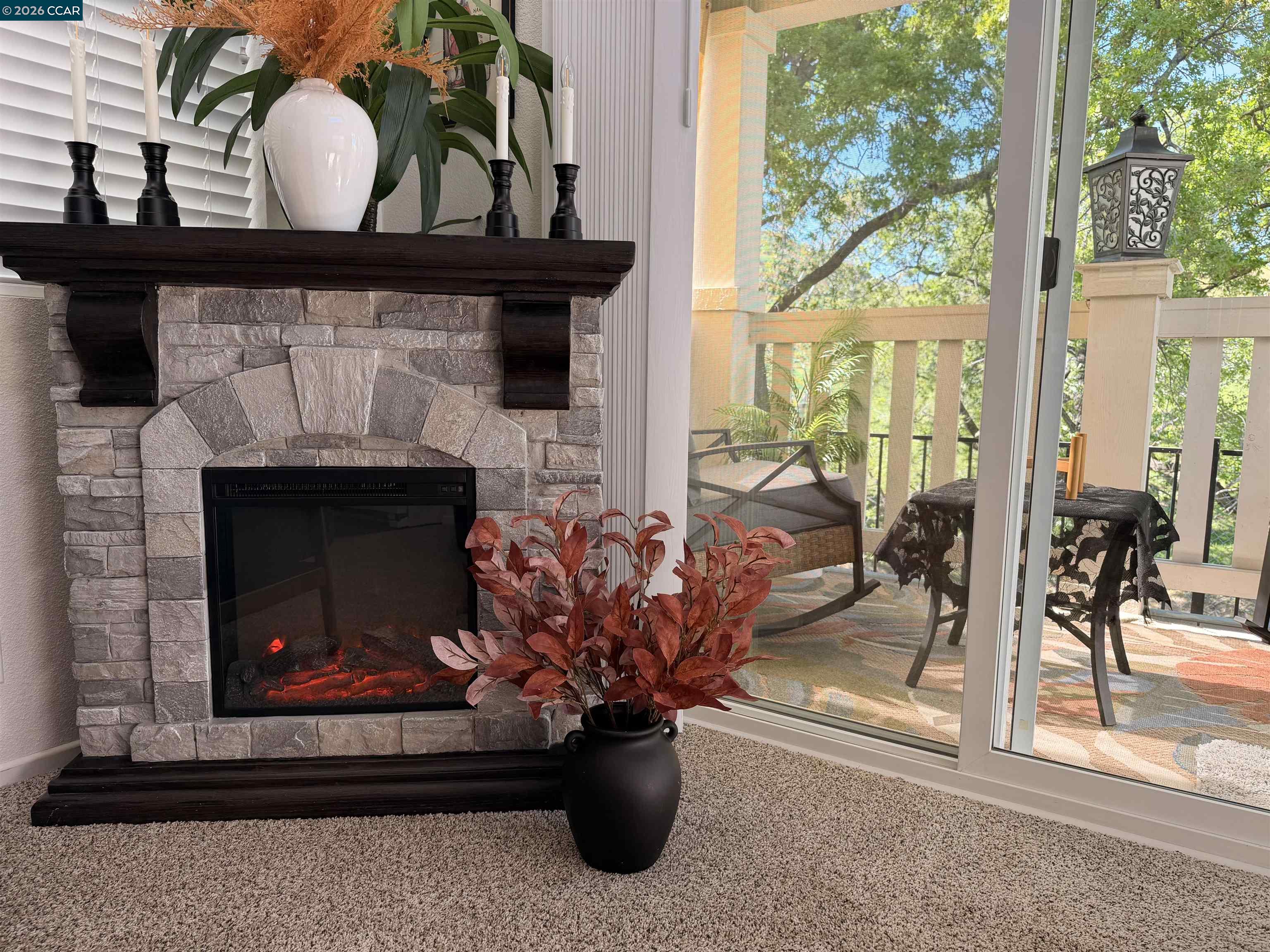 Detail Gallery Image 5 of 25 For 16711 Marsh Creek Rd #C,  Clayton,  CA 94517 - 1 Beds | 1 Baths